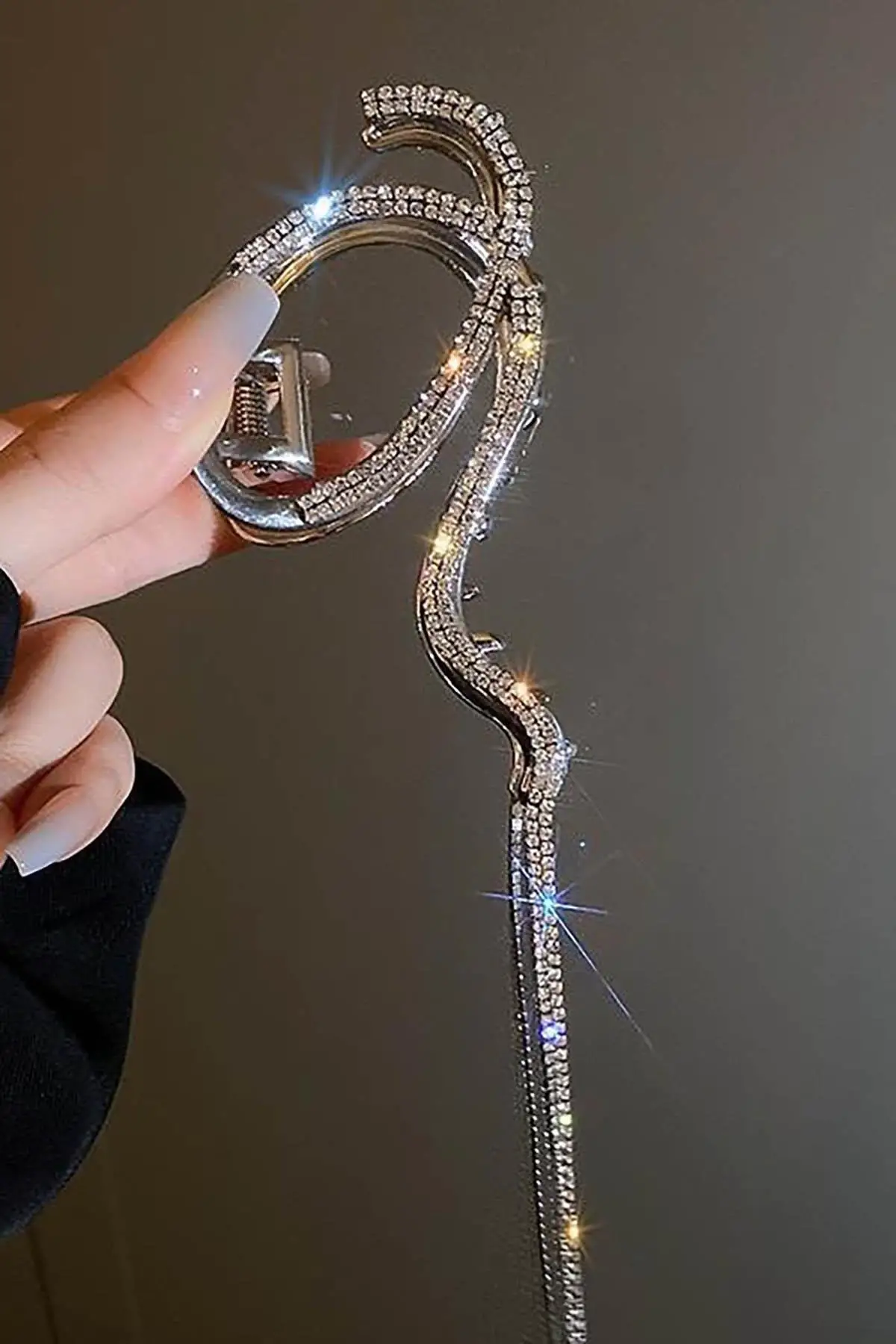 Gümüş Renk Taş Detaylı Metal Mandal Toka