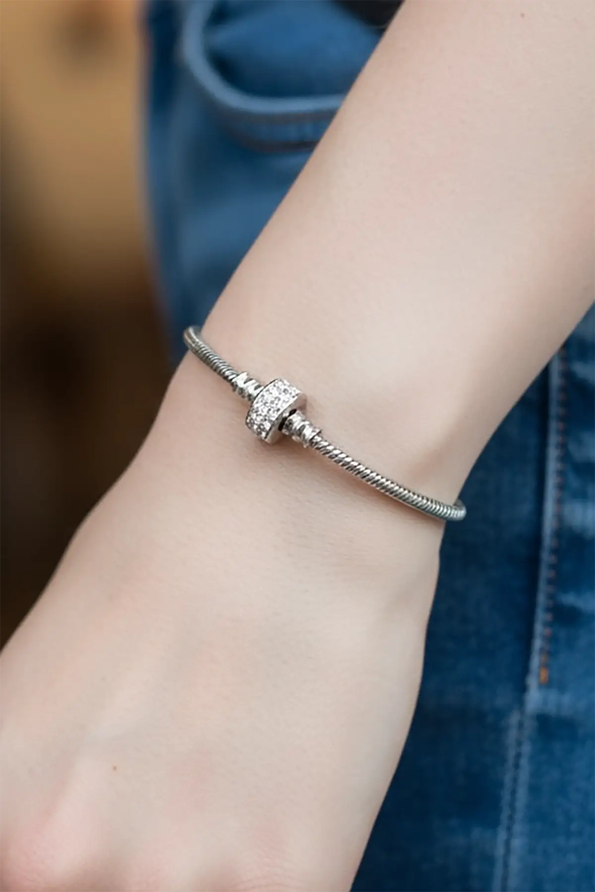 Gümüş Renk Taş Detaylı Pandora Bileklik