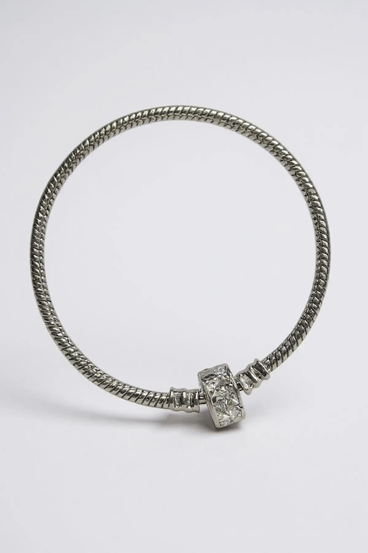 Gümüş Renk Taş Detaylı Pandora Bileklik