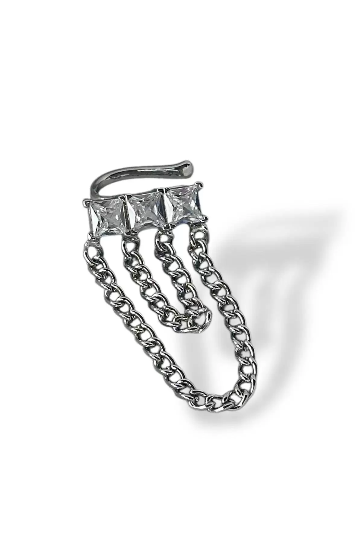 Gümüş Renk Taş Detaylı Sallantılı Ear Cuff (Tek)