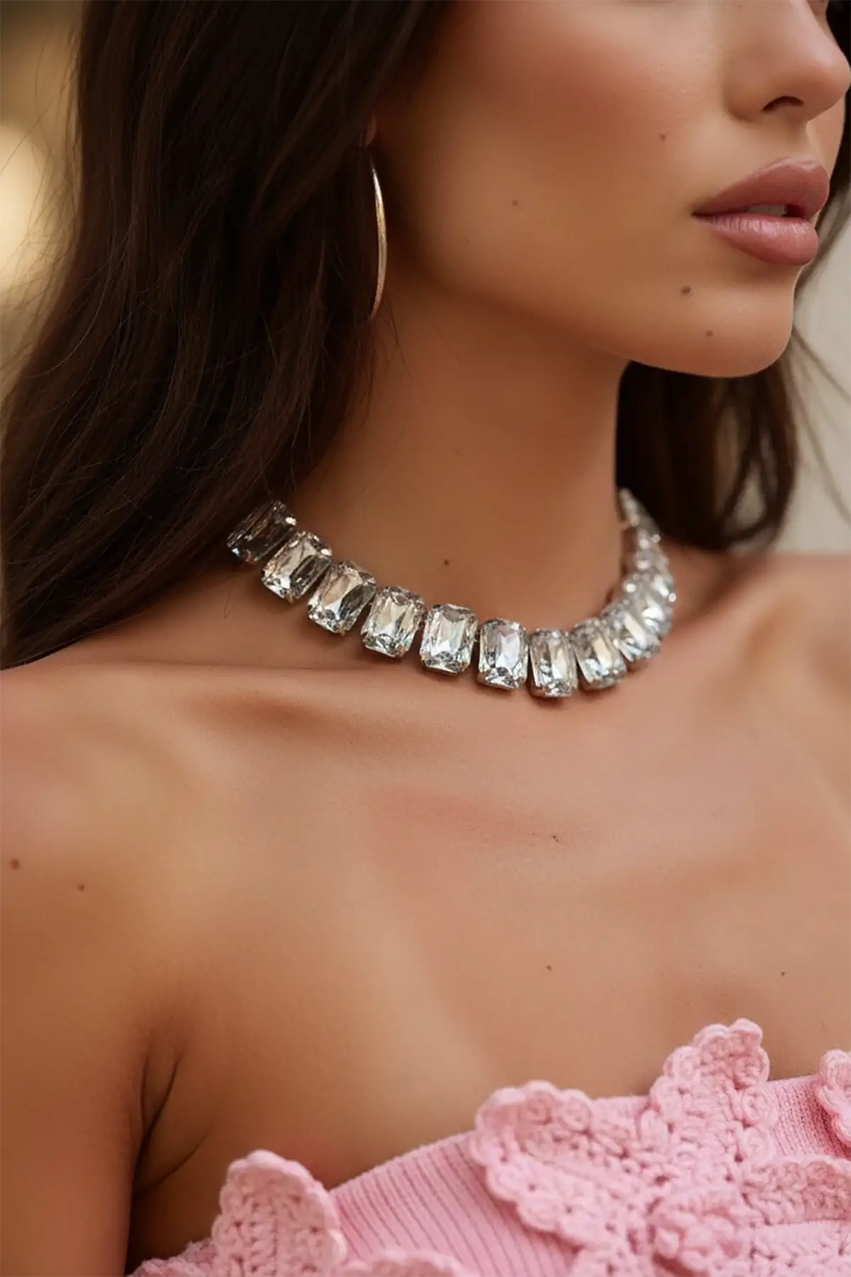 Gümüş Renk Taş Detaylı Tasarım Abiye Kolye