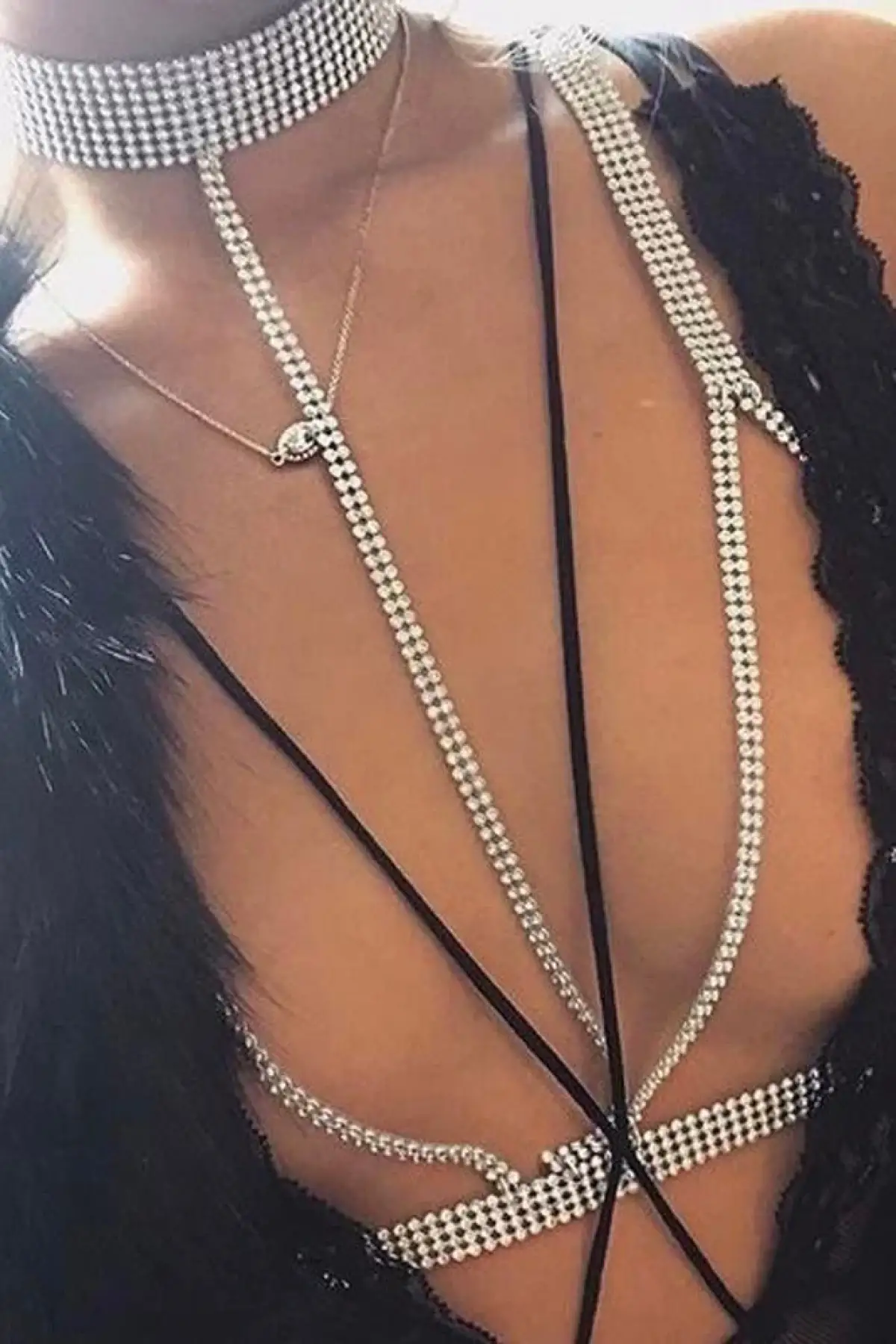 Gümüş Renk Taş Detaylı Tasarım Vücut Aksesuar