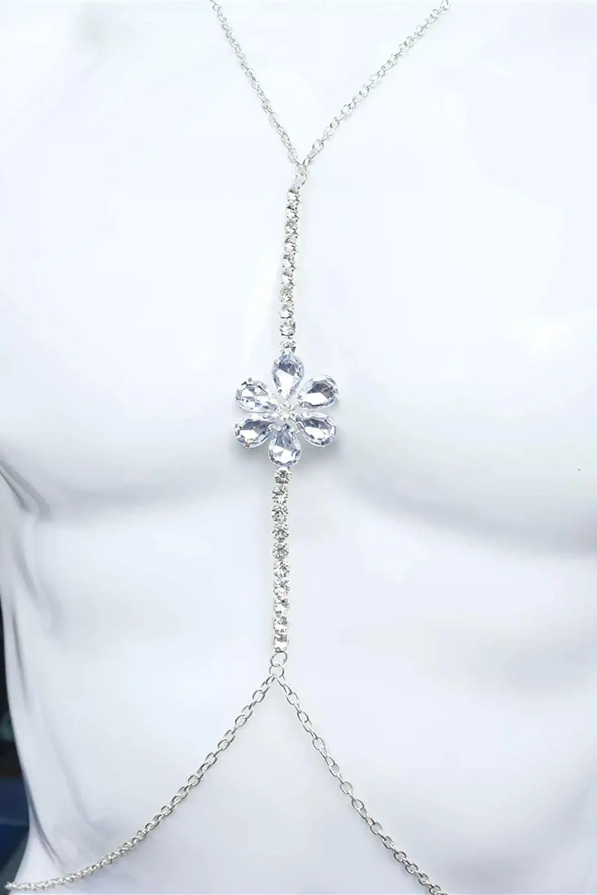 Gümüş Renk Taş Detaylı Tasarım Vücut Aksesuar