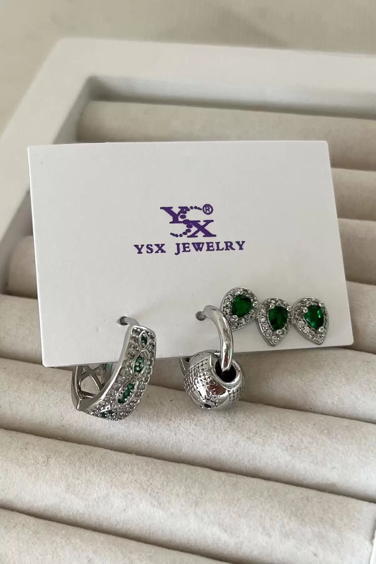 Gümüş Renk Taş Detaylı VİP 3lü YSX Küpe Set