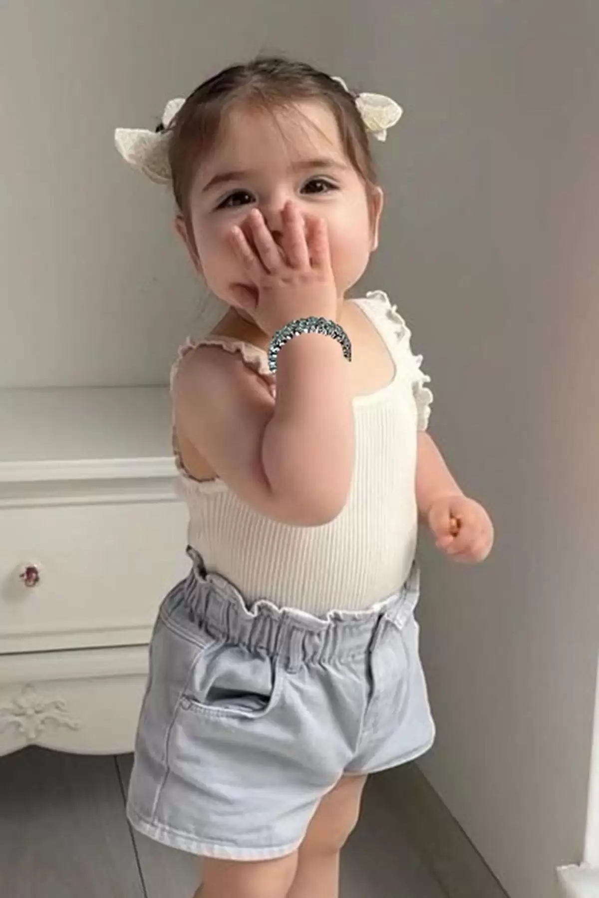 Gümüş Renk Taşlı Çocuk Bileklik
