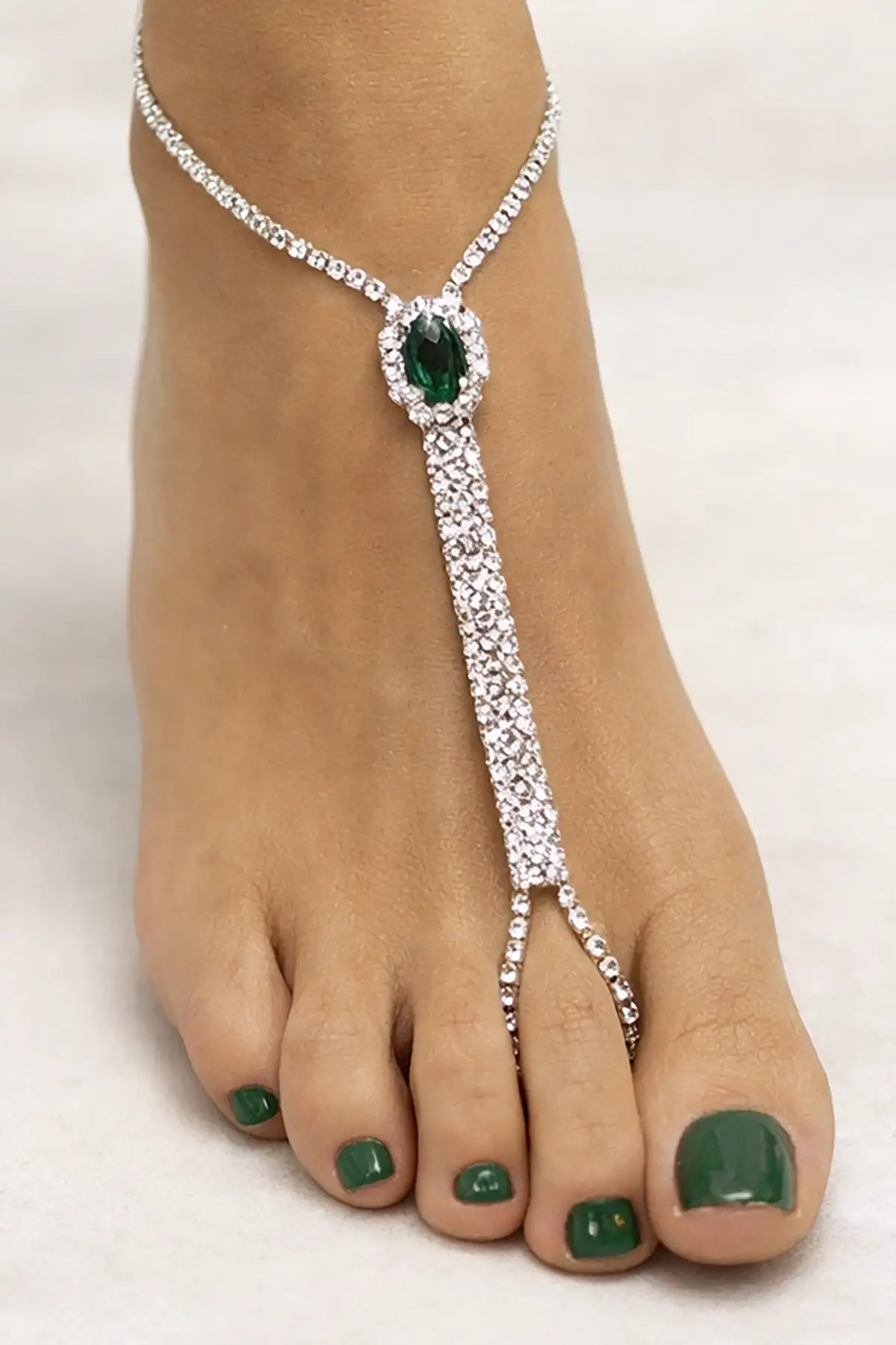 Gümüş Renk Yeşil Taş Detaylı Tasarım Halhal Ayak Şahmeranı