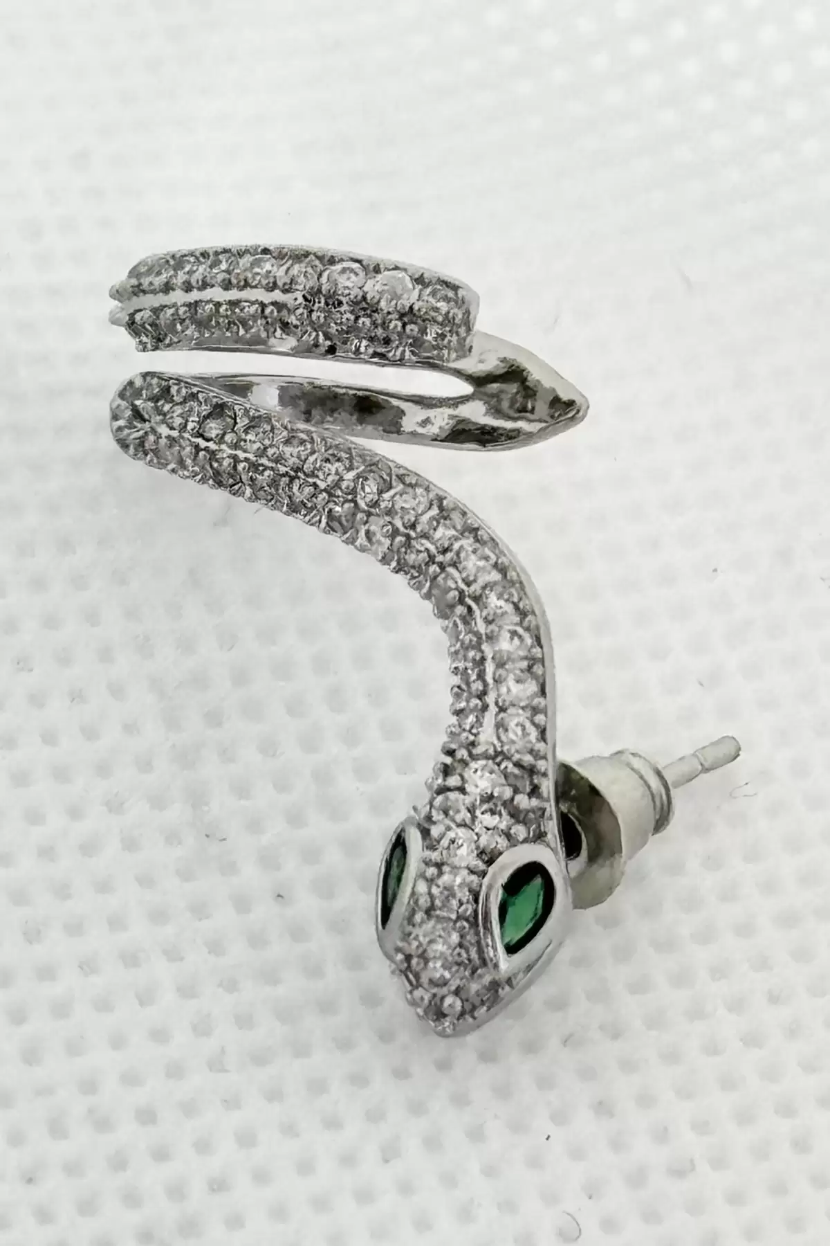 Gümüş Renk Yılan Figürlü Taş Detaylı Ear Cuff (Tek)