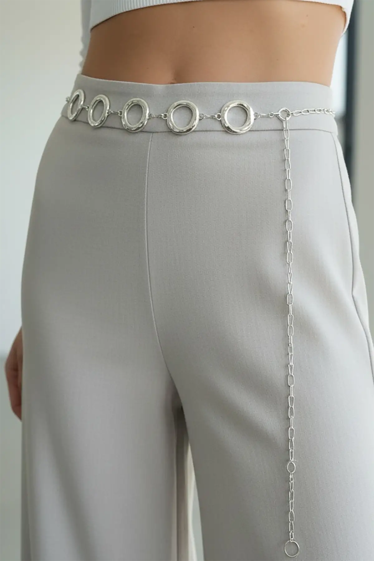 Gümüş Renk Yuvarlak Figürlü Zincir Kemer