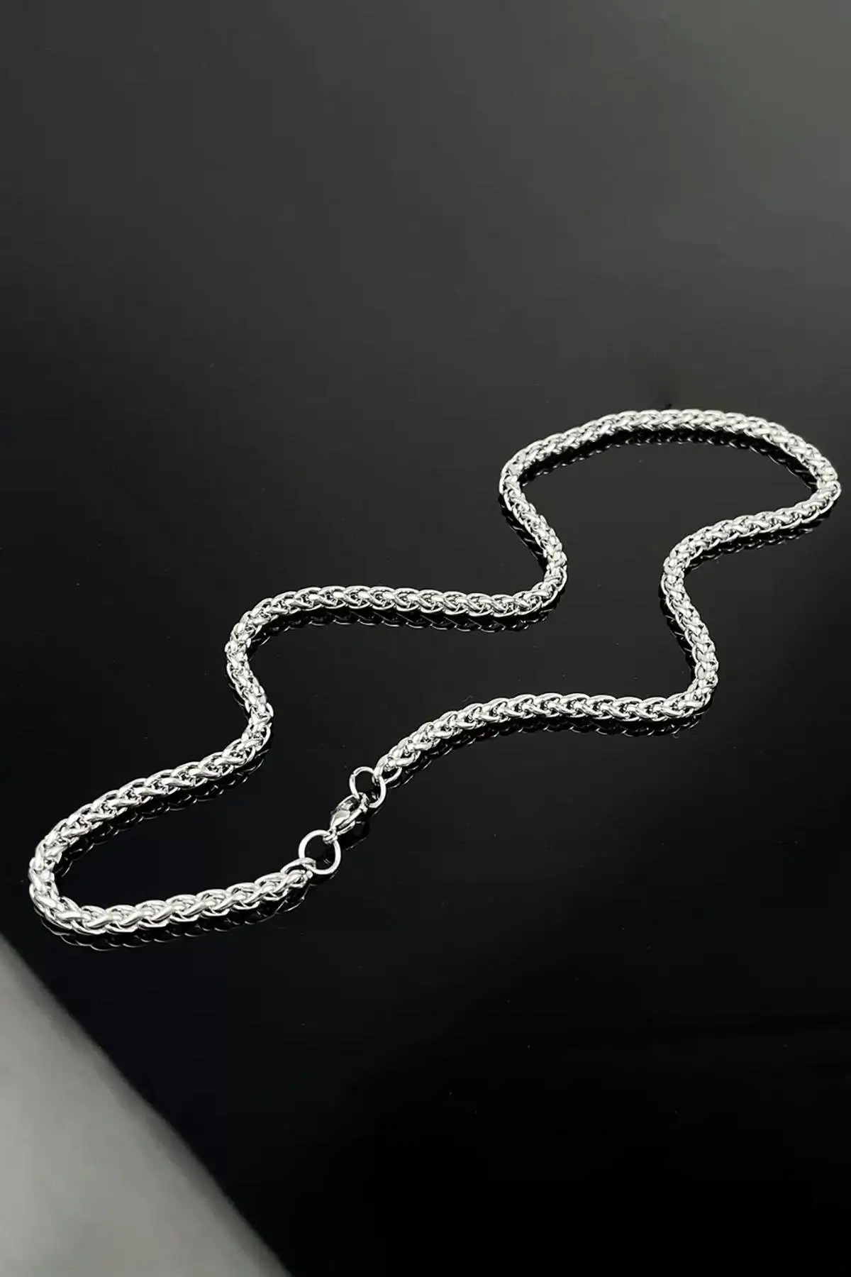 Gümüş Renk Zincir Detaylı Unisex Çelik Kolye