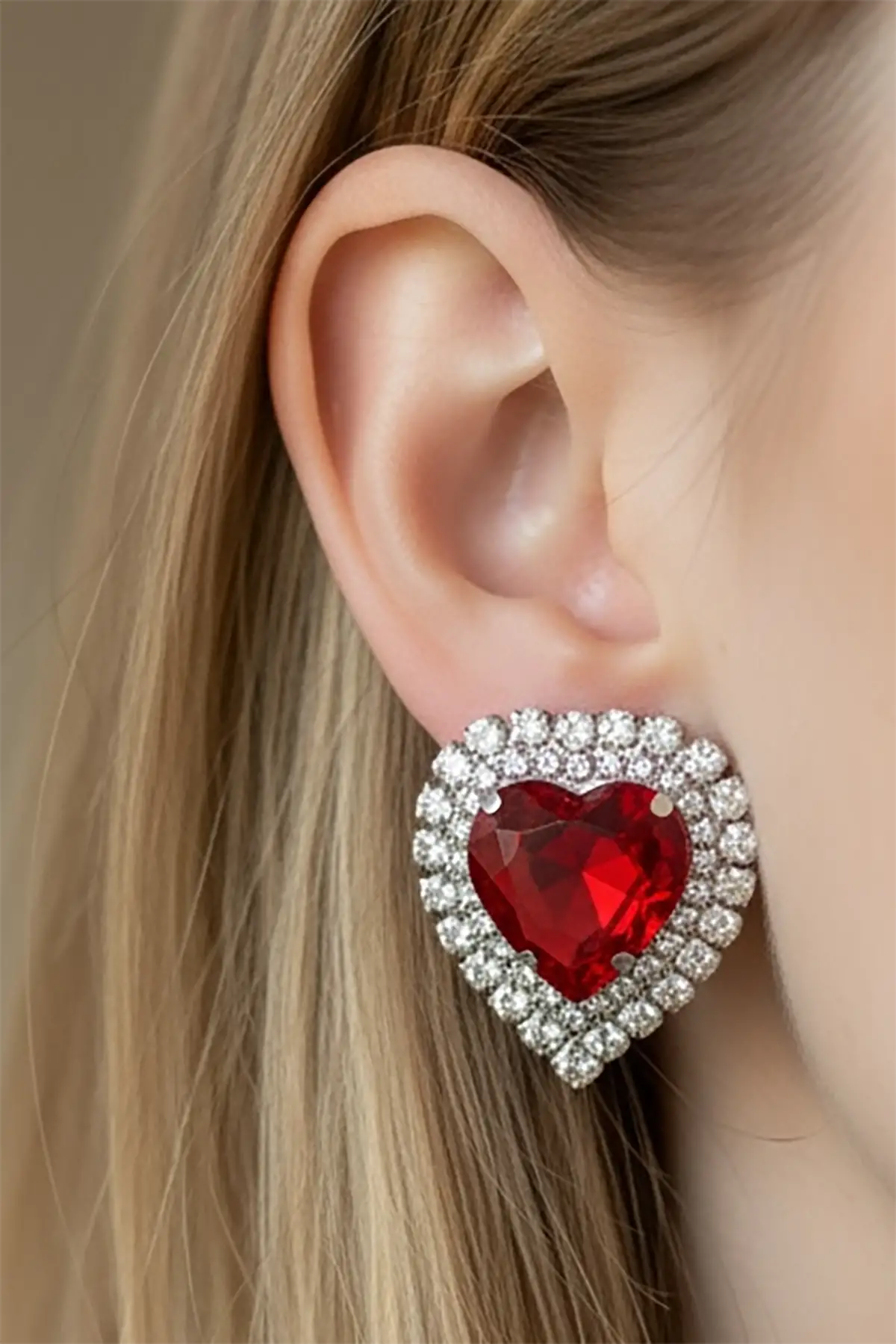 Gümüş ve Kırmızı Renk Kalp Figürlü Taşlı Abiye Küpe Kına/Gelin Küpe (Çift)