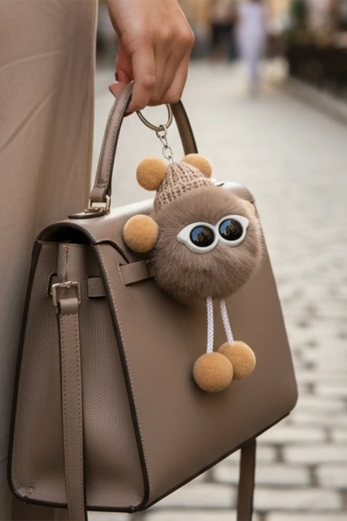 Kahverengi Peluş Detaylı Anahtarlık