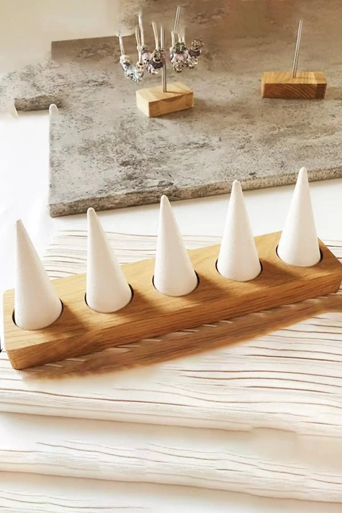 Kahverengi Takı/Yüzük Standı