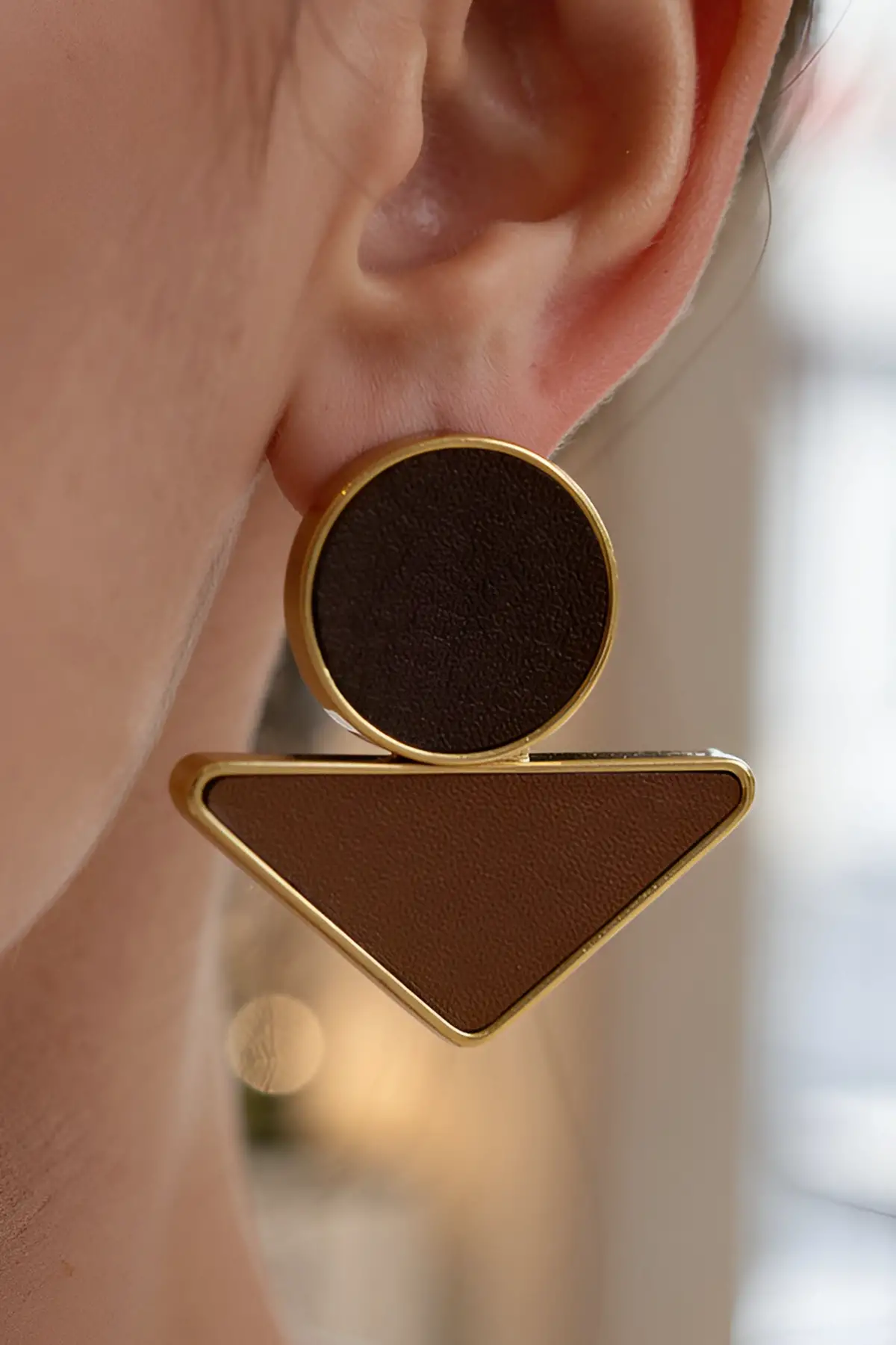 Kahverengi Ve Siyah Renk Sallantılı Küpe (Çift)