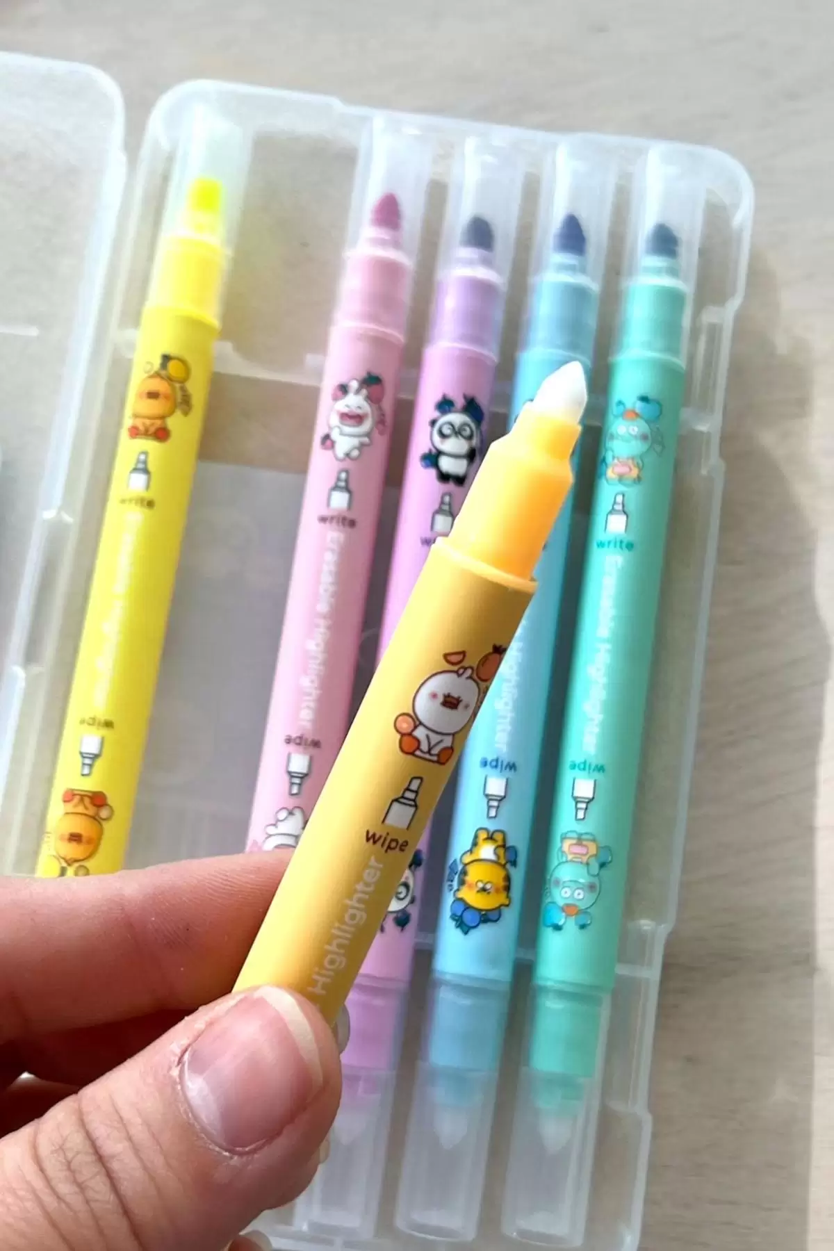 Karışık Figürlü 6lı Silgi Detaylı Fosforlu Kalem Set