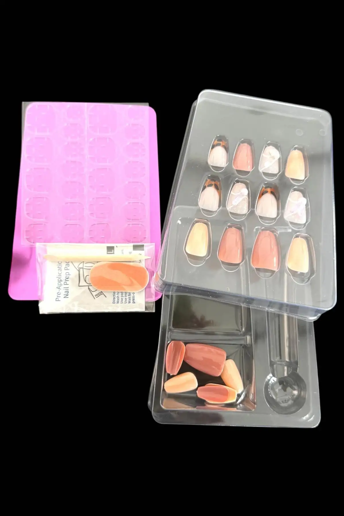 Karışık Renk 18li Karışık Desenli Takma Tırnak Set (Yapıştırıcılı)