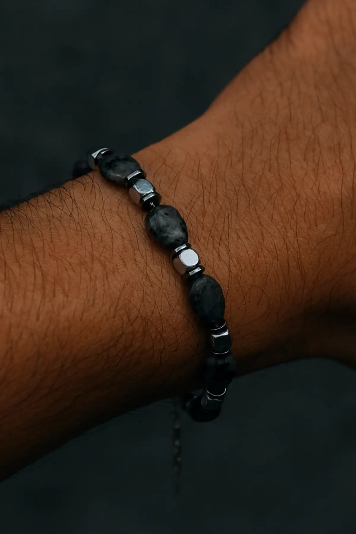 Karışık Renk Boncuk Detaylı Çelik Erkek Bileklik