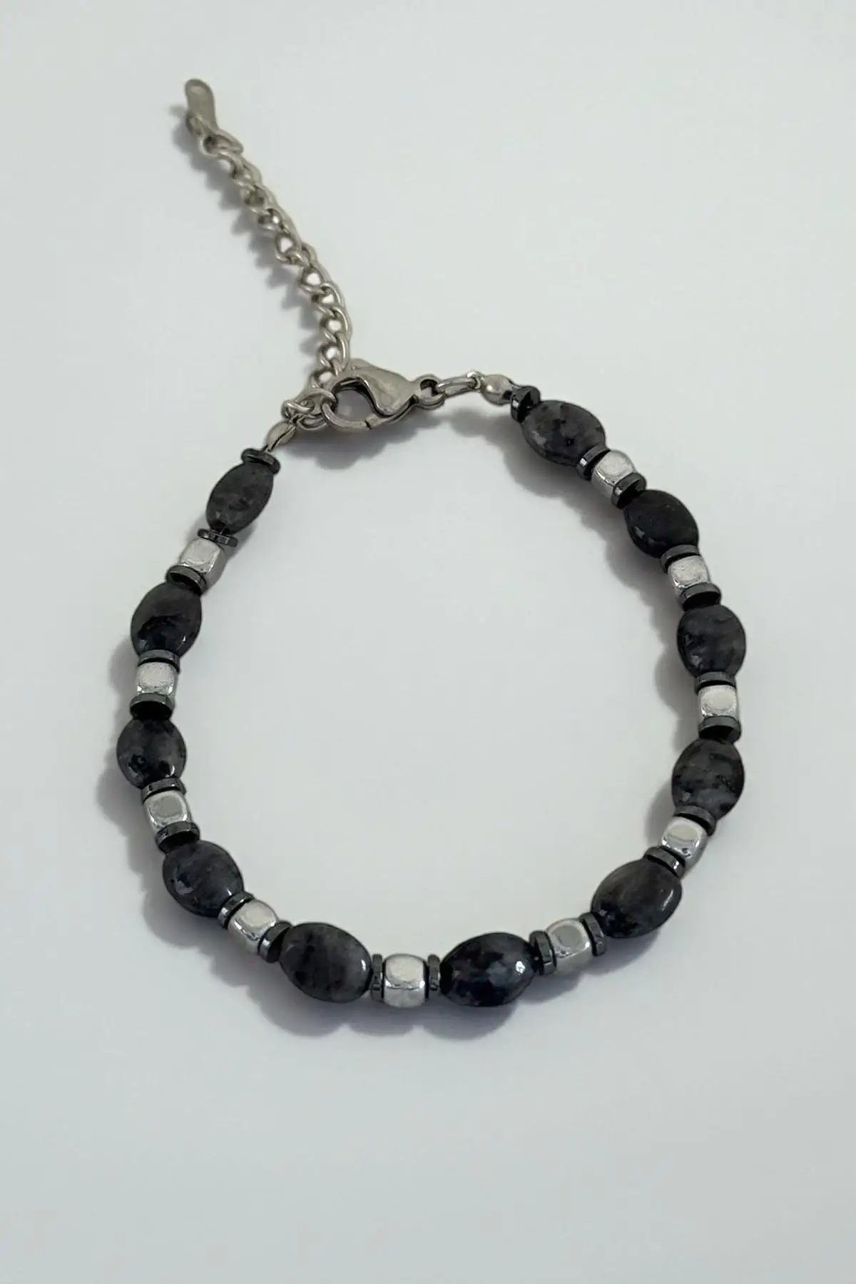 Karışık Renk Boncuk Detaylı Çelik Erkek Bileklik