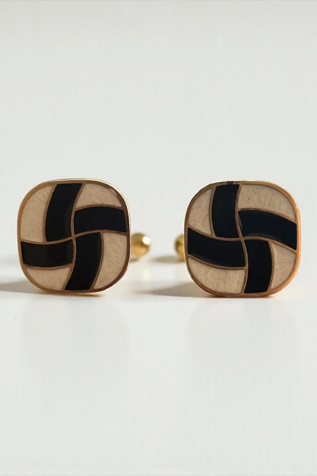 Karışık Renk Çelik Küpe (Çift)