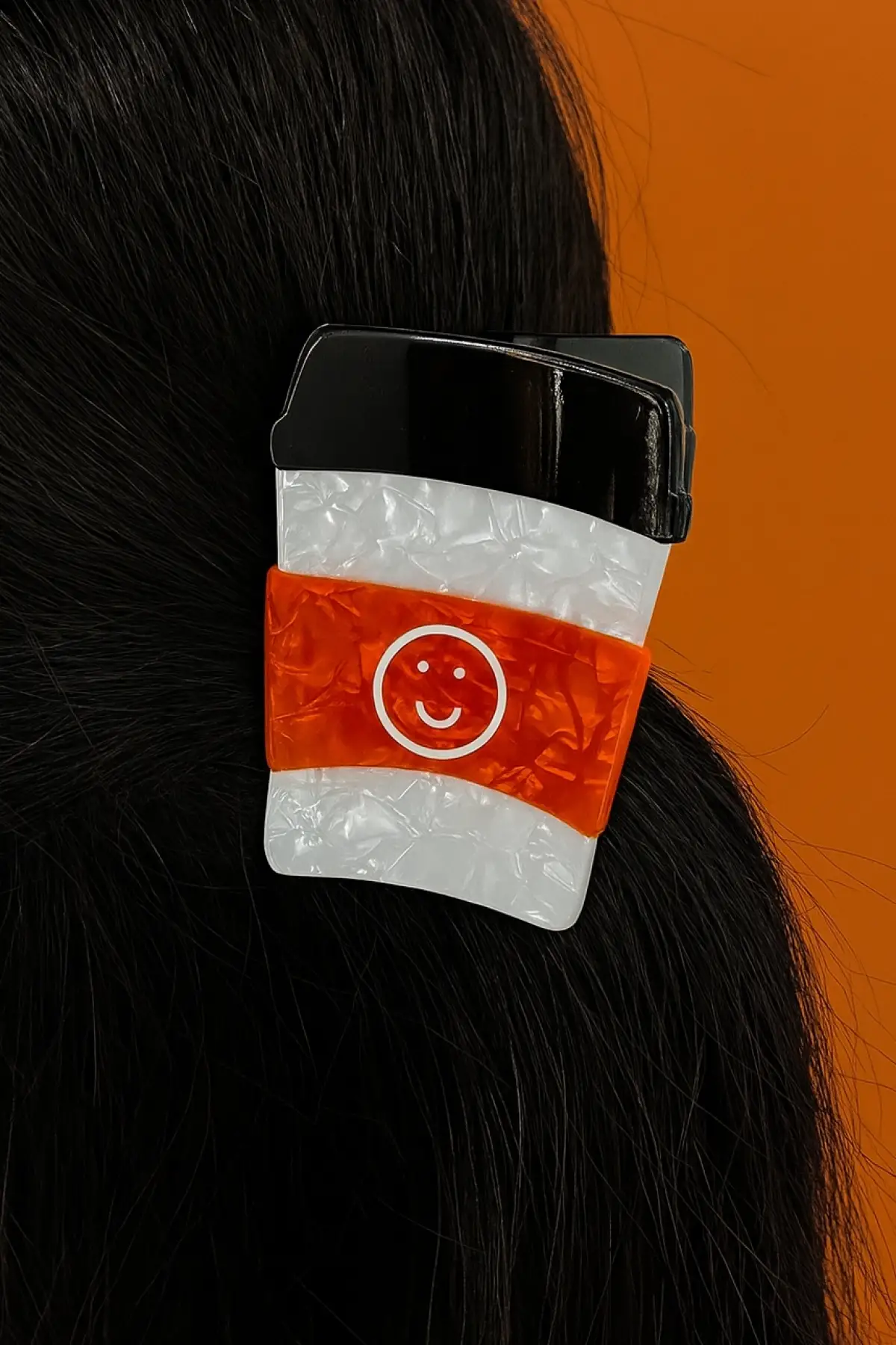 Karışık Renk Kahve Bardağı Figürlü Kemik Mandal Toka