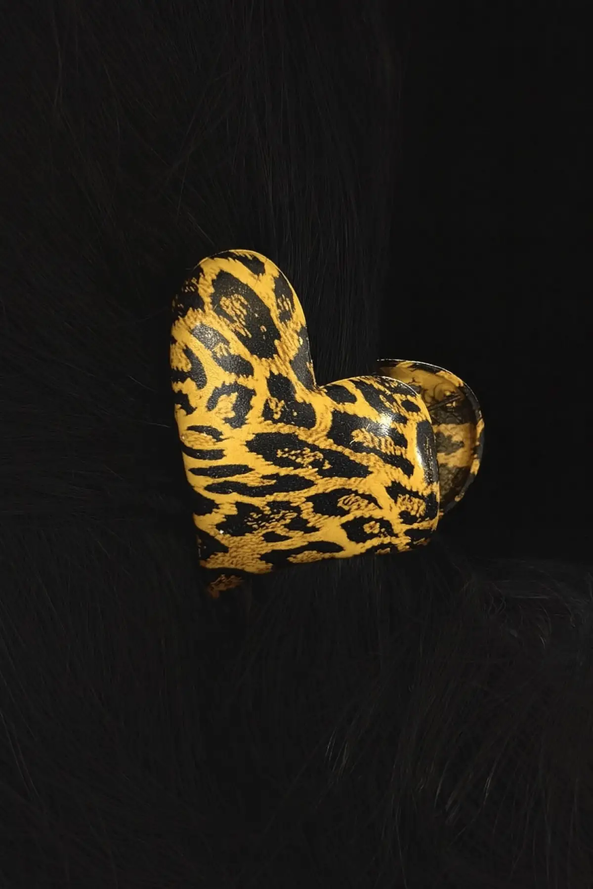 Karışık Renk Kalp Figürlü Leopar Desenli Metal Mandal Toka