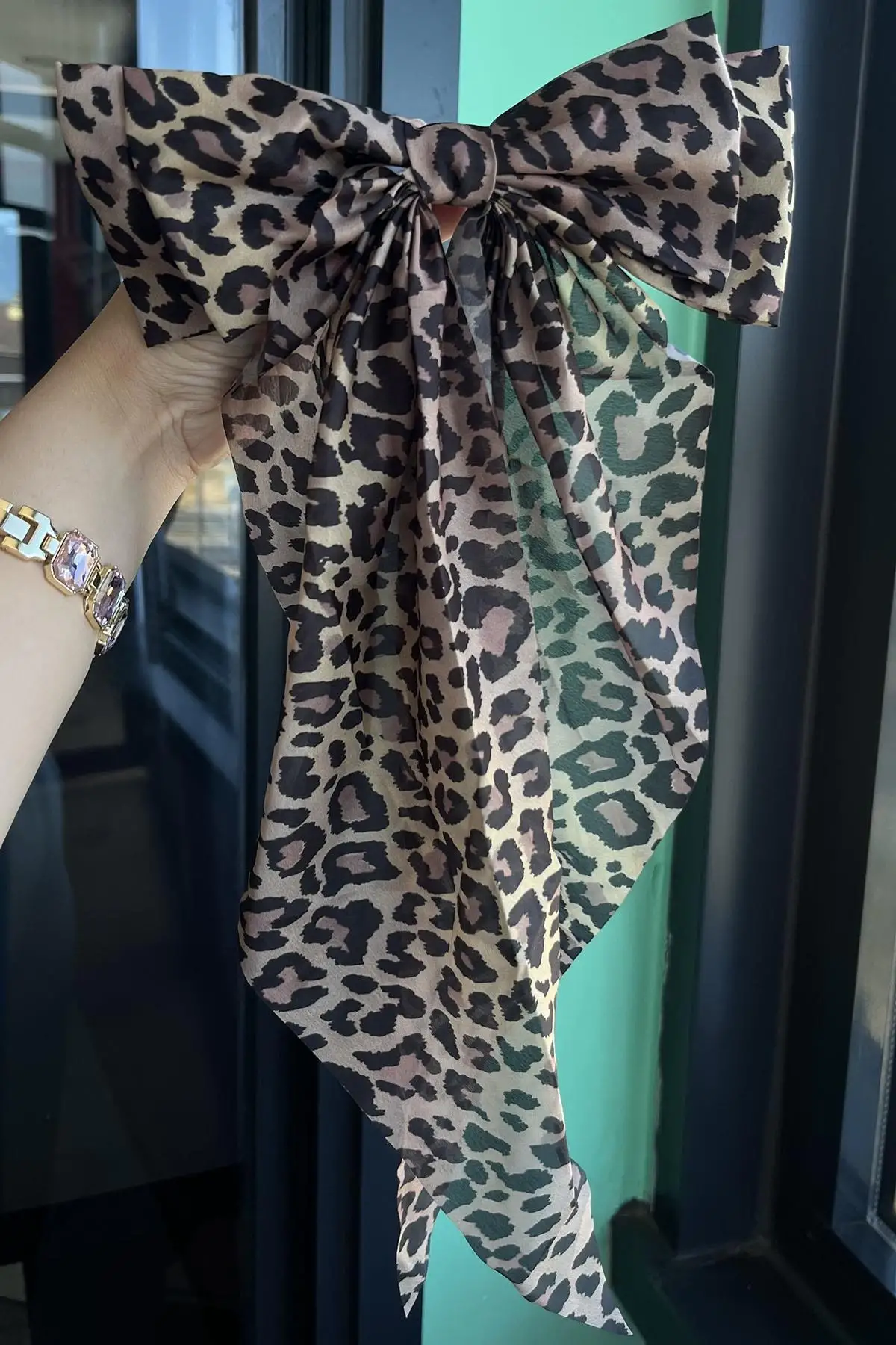 Karışık Renk Leopar Figürlü Otomat Toka