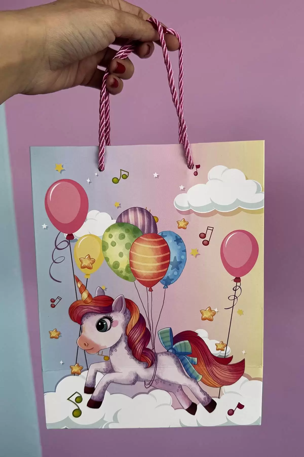 Karışık Renk Unicorn Figürlü 3D Görünümlü Karton Çanta