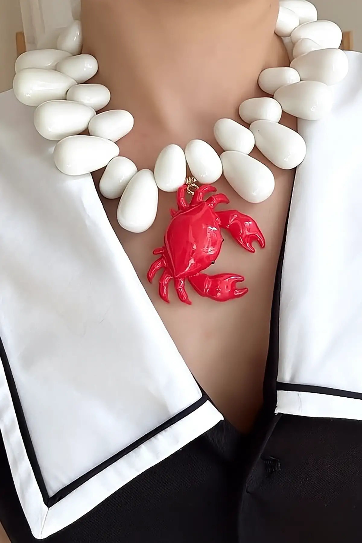 Karışık Renk Yengeç Figürlü Tasarım Kolye