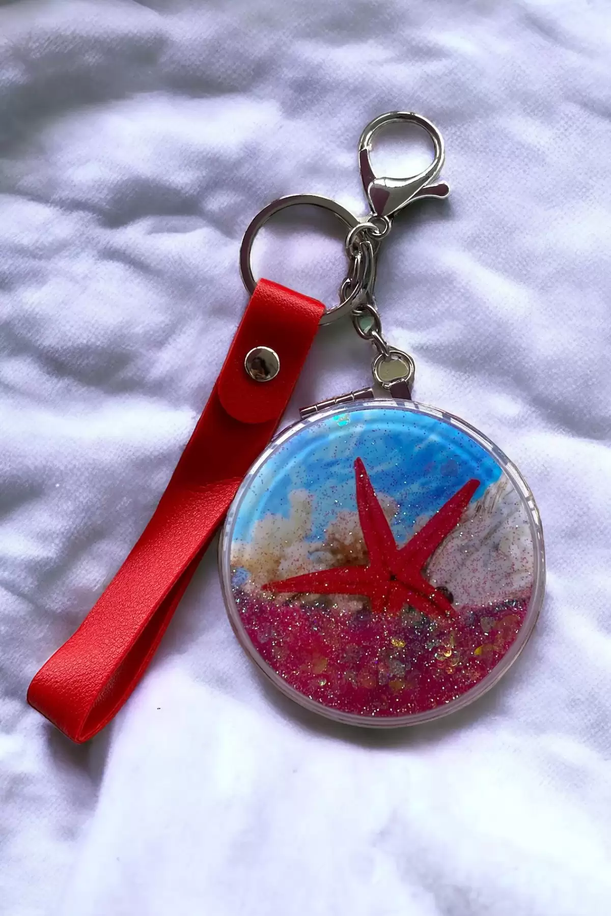 Kırmızı Renk Simli Deniz Yıldızı Figürlü Cep Aynası/ Anahtarlık