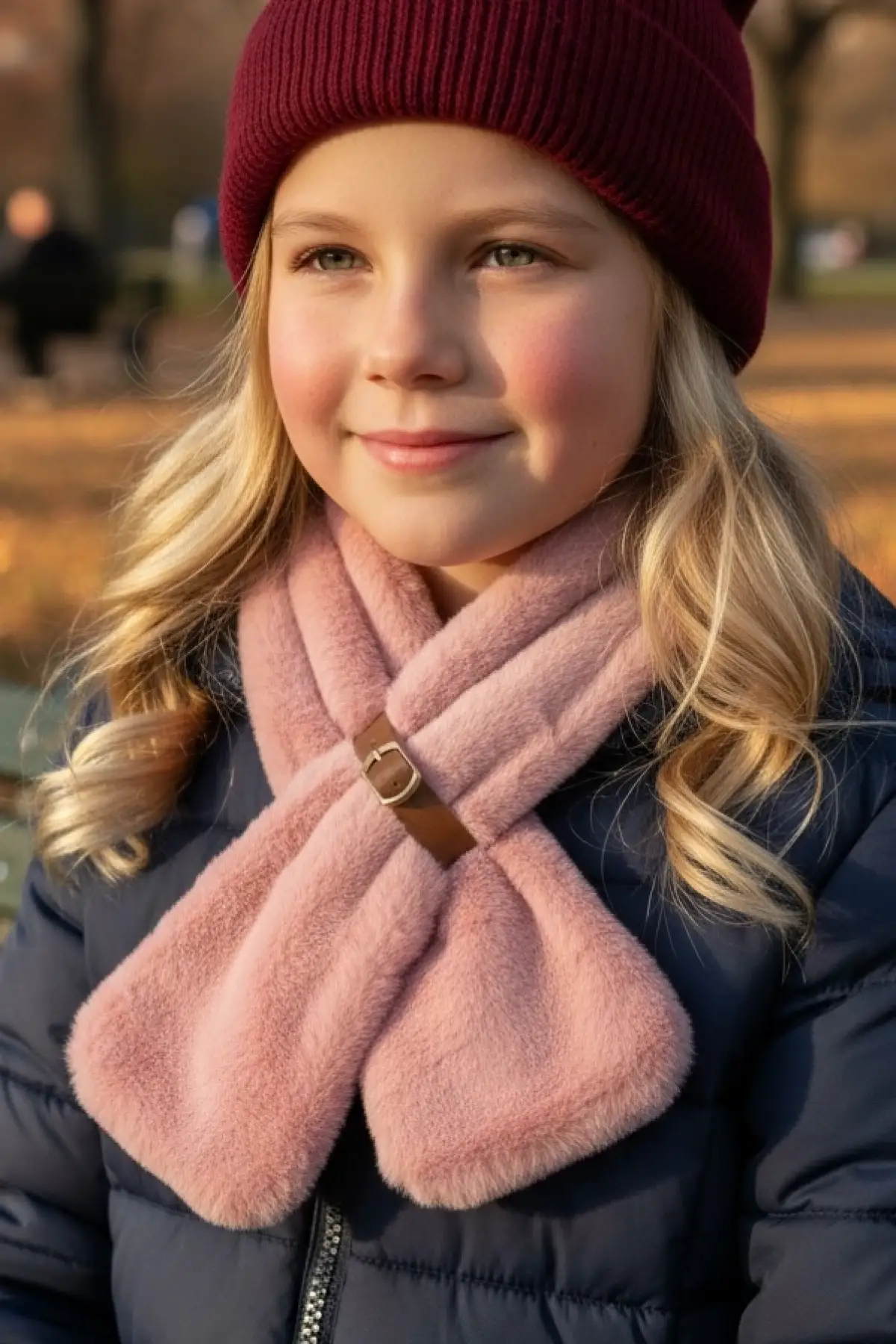 Koyu Pembe Renk Çocuk Peluş Atkı