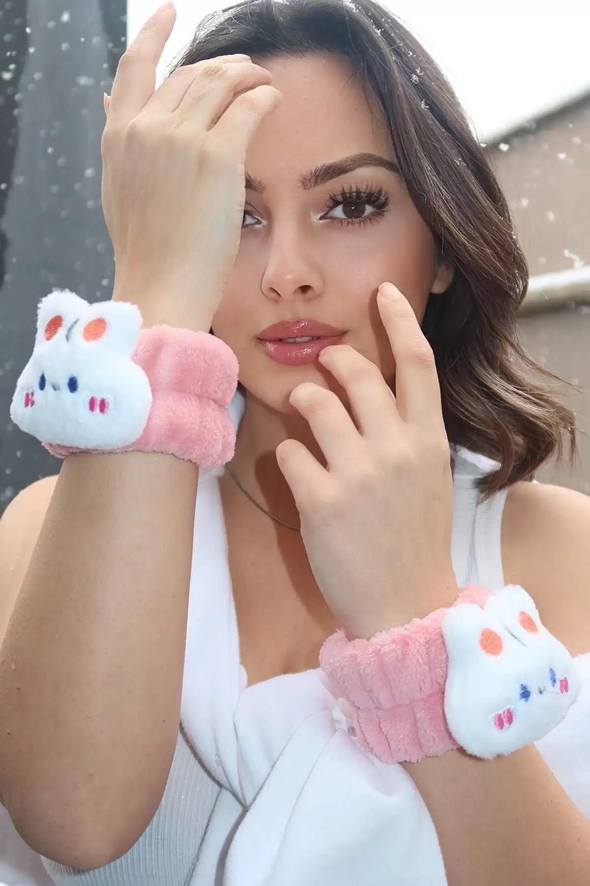 Koyu Pembe Renk Tavşan Figürlü Su Emici Havlu Bilek /Yuz Yıkama Kol Bandı /Sporcu Spa Bileklik
