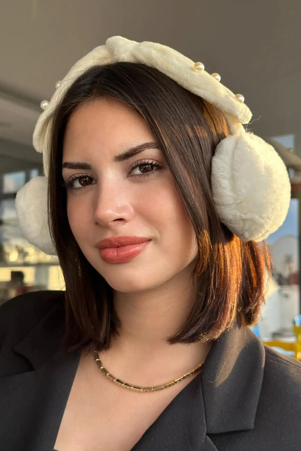 Krem Renk İnci Detaylı Kulaklı Çocuk Peluş Kulaklık