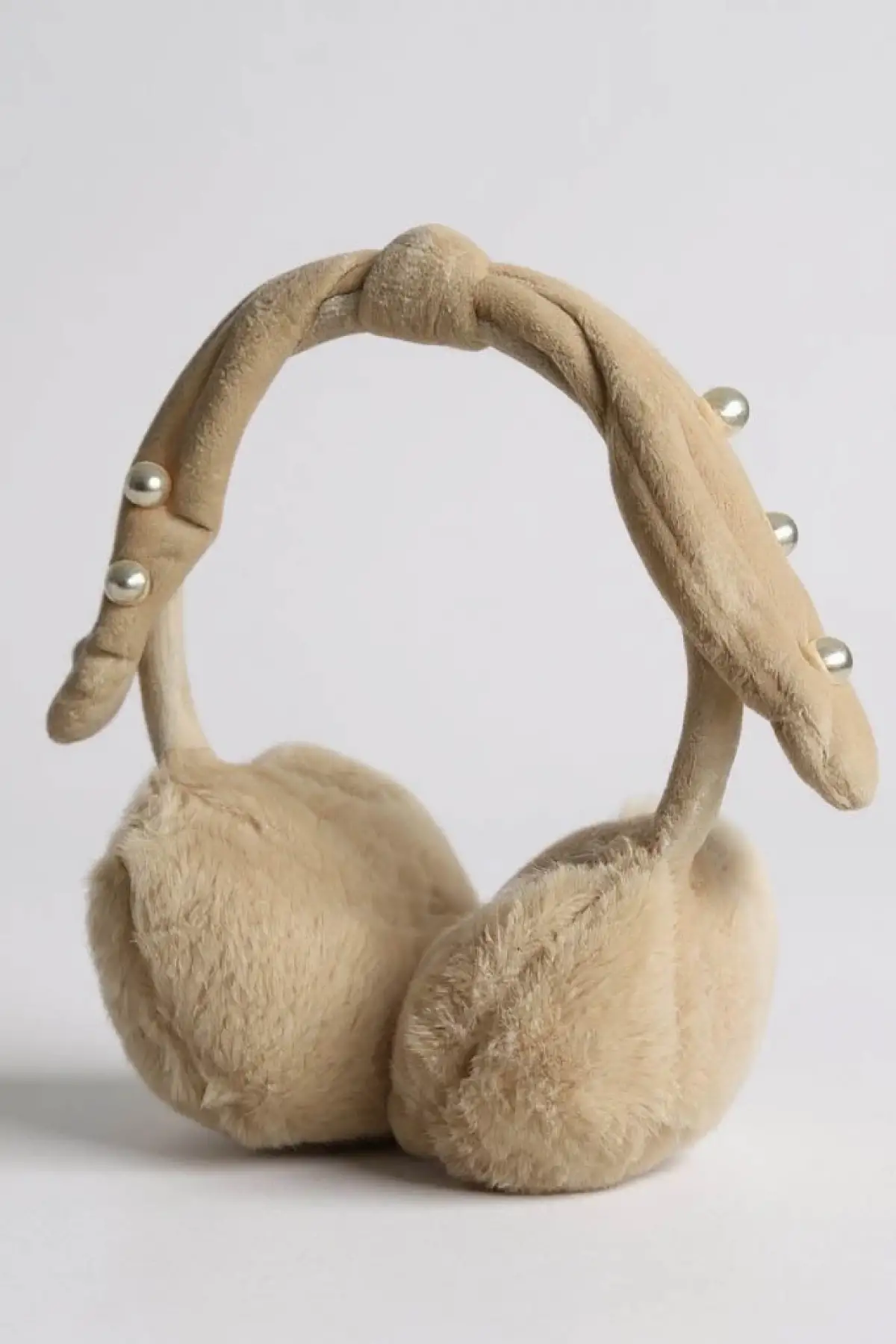 Krem Renk İnci Detaylı Peluş Kulaklık