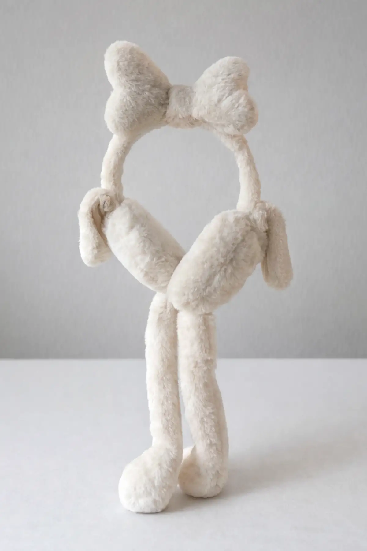 Krem Renk Kurdele Figürlü Kulakları Oynayan Peluş Kulaklık