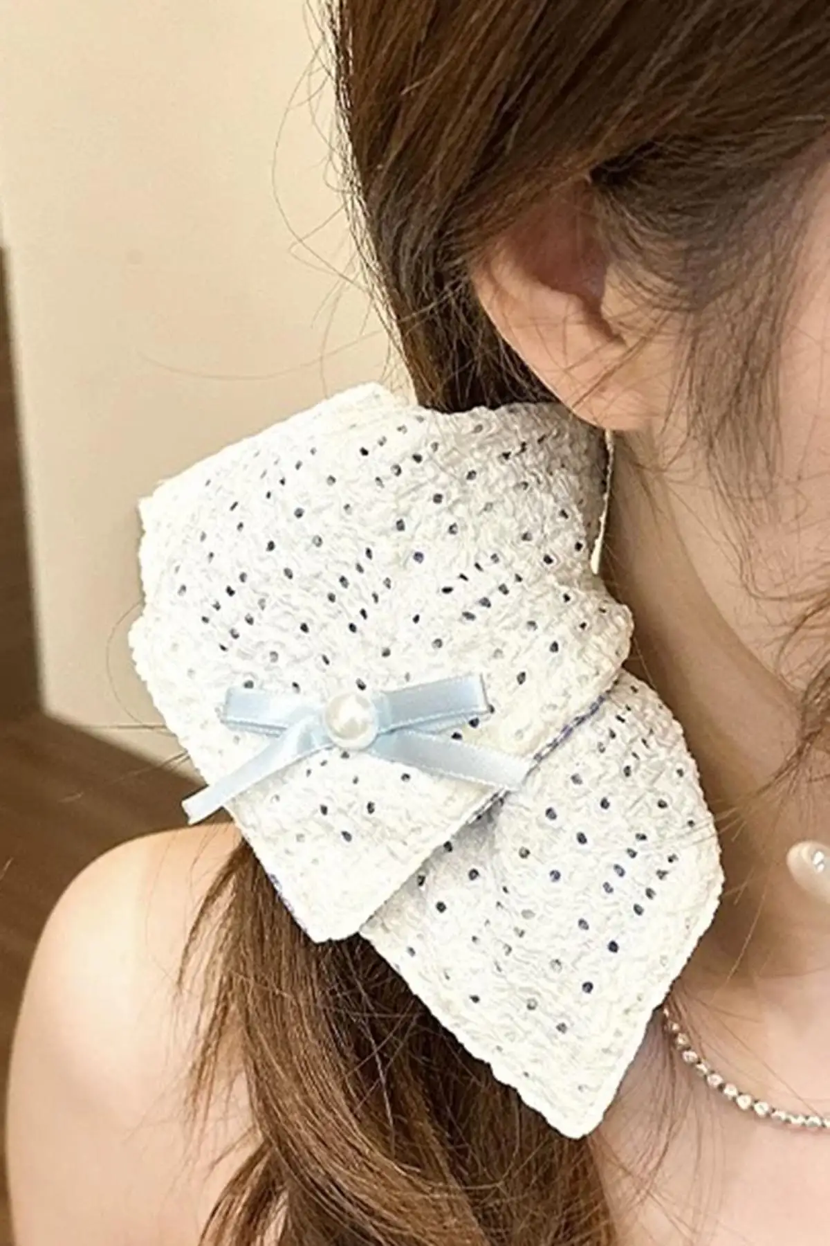 Krem Renk Kurdele Figürlü Simit Toka