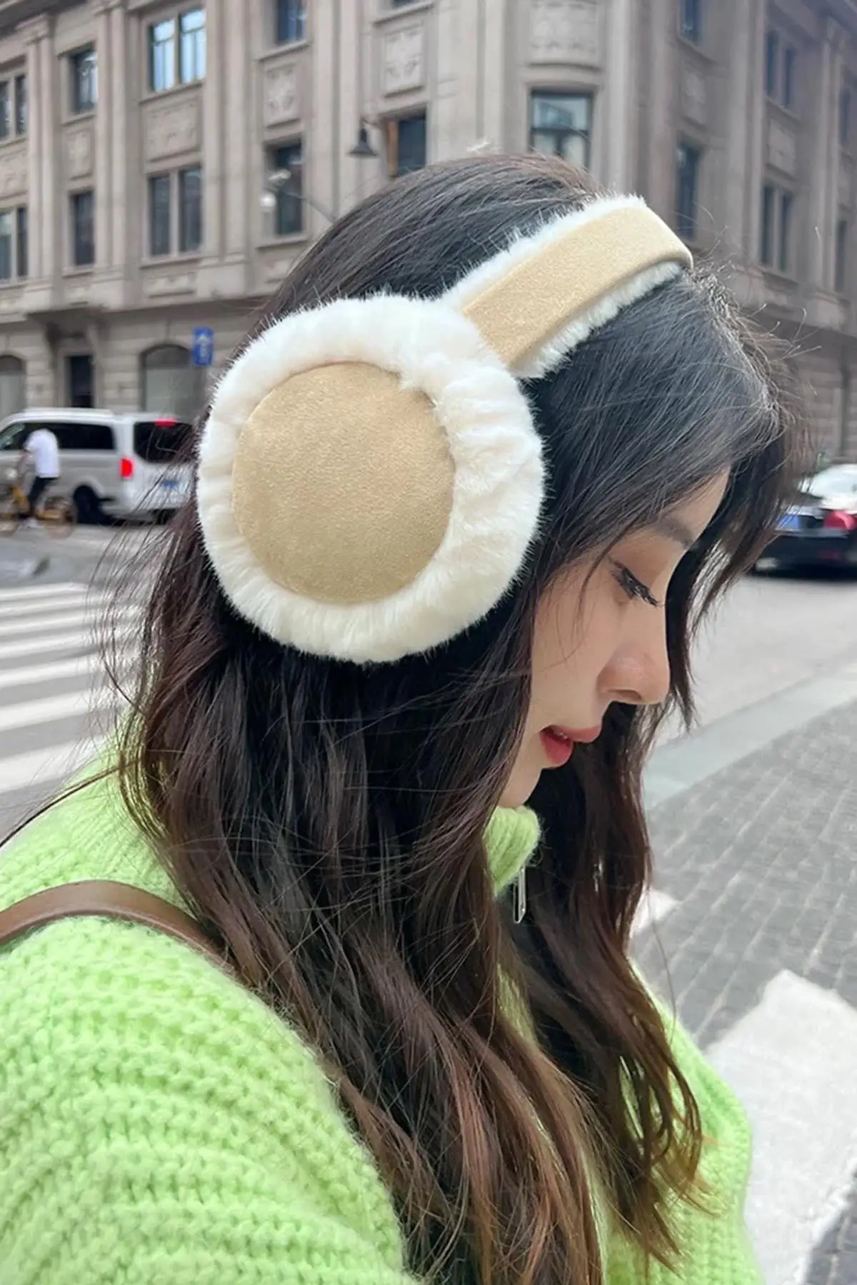 Krem Renk Peluş Kulaklık