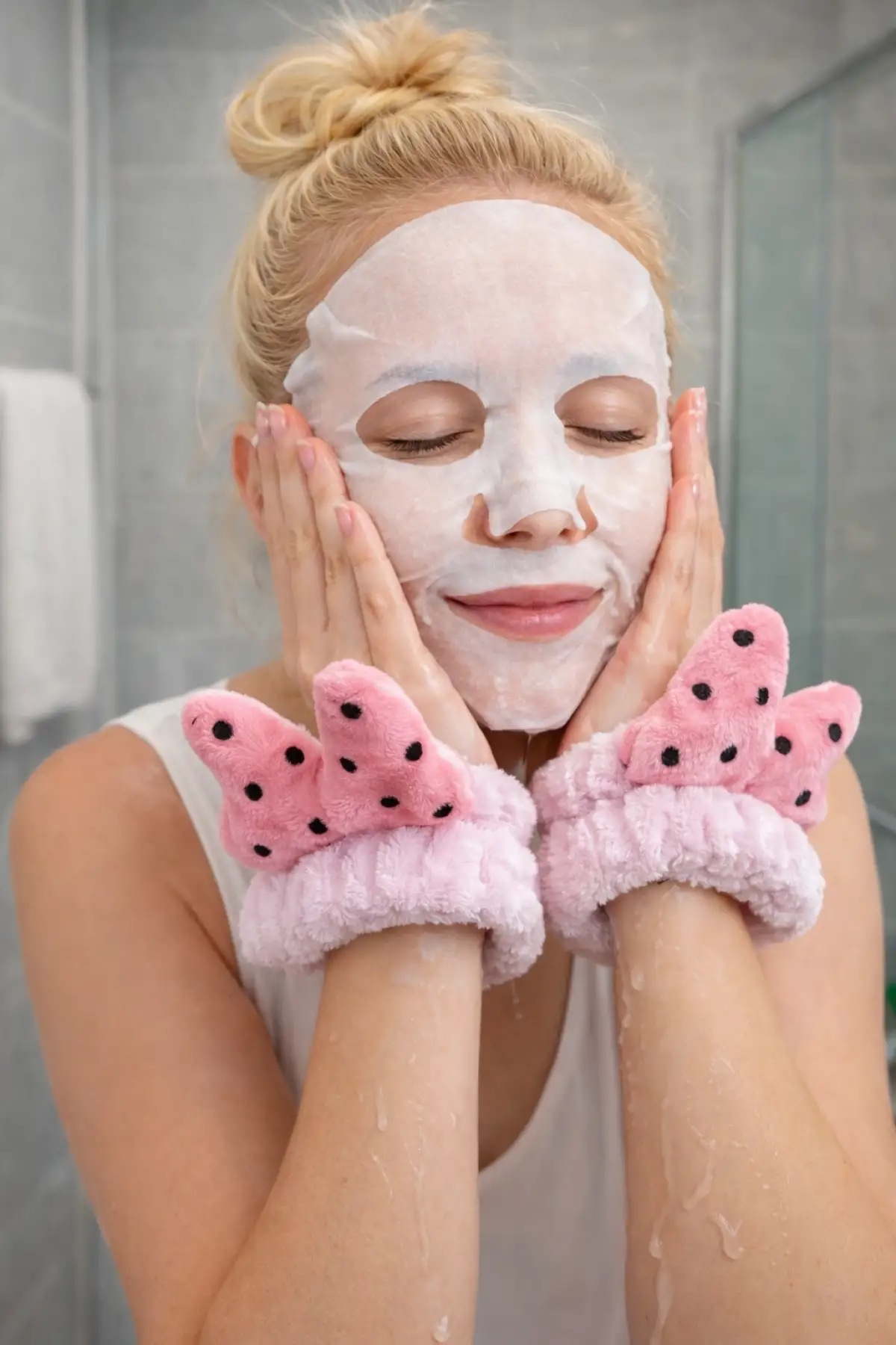 Lila Renk İkili Kurdele Figürlü Peluş Su Tutucu Havlu Bileklik