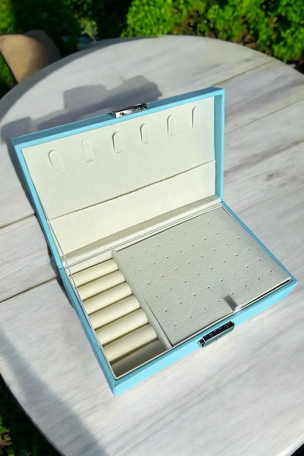 Mavi Renk Kilitli Deri Takı Organizeri