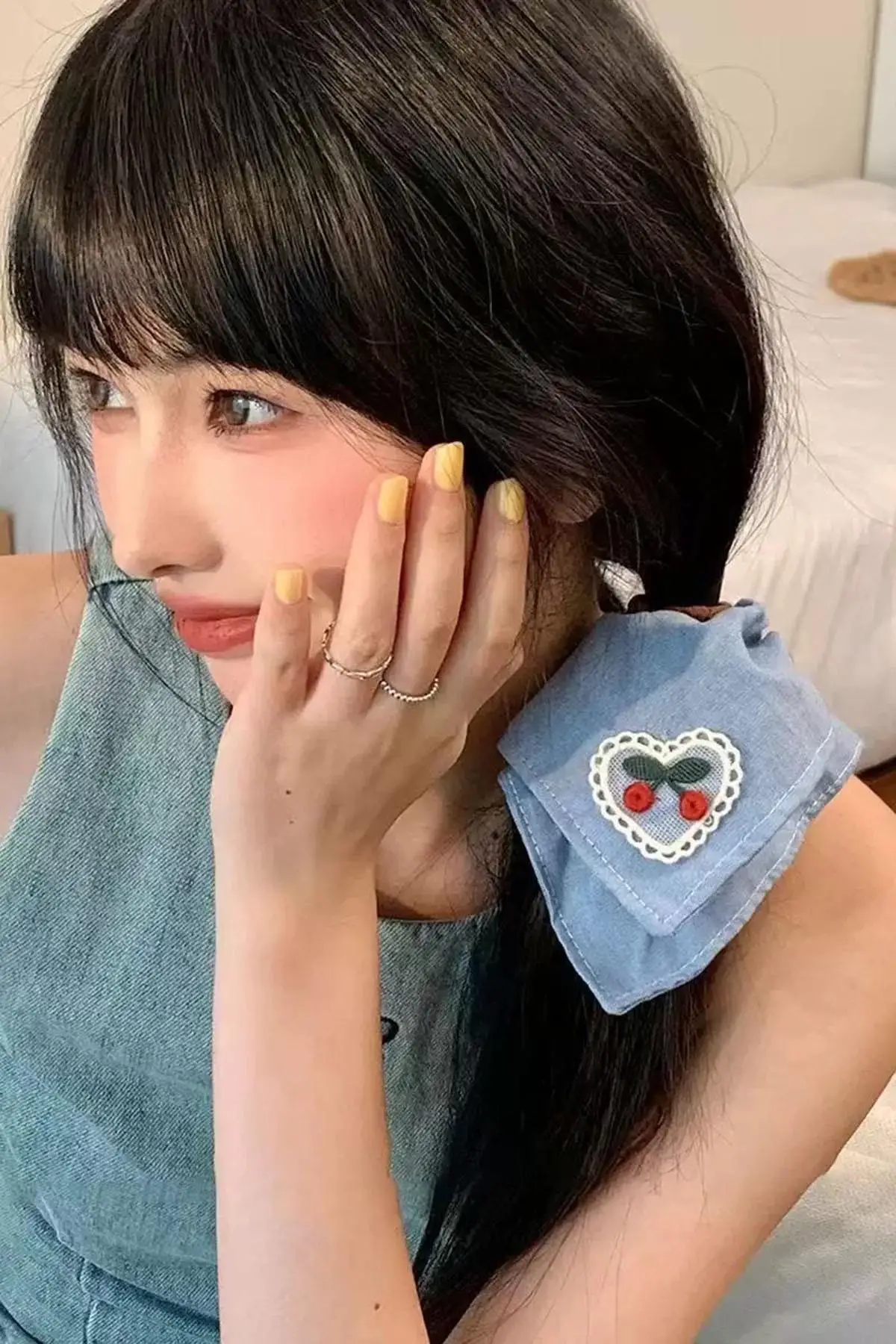 Mavi Renk Kiraz Figürlü Simit Toka