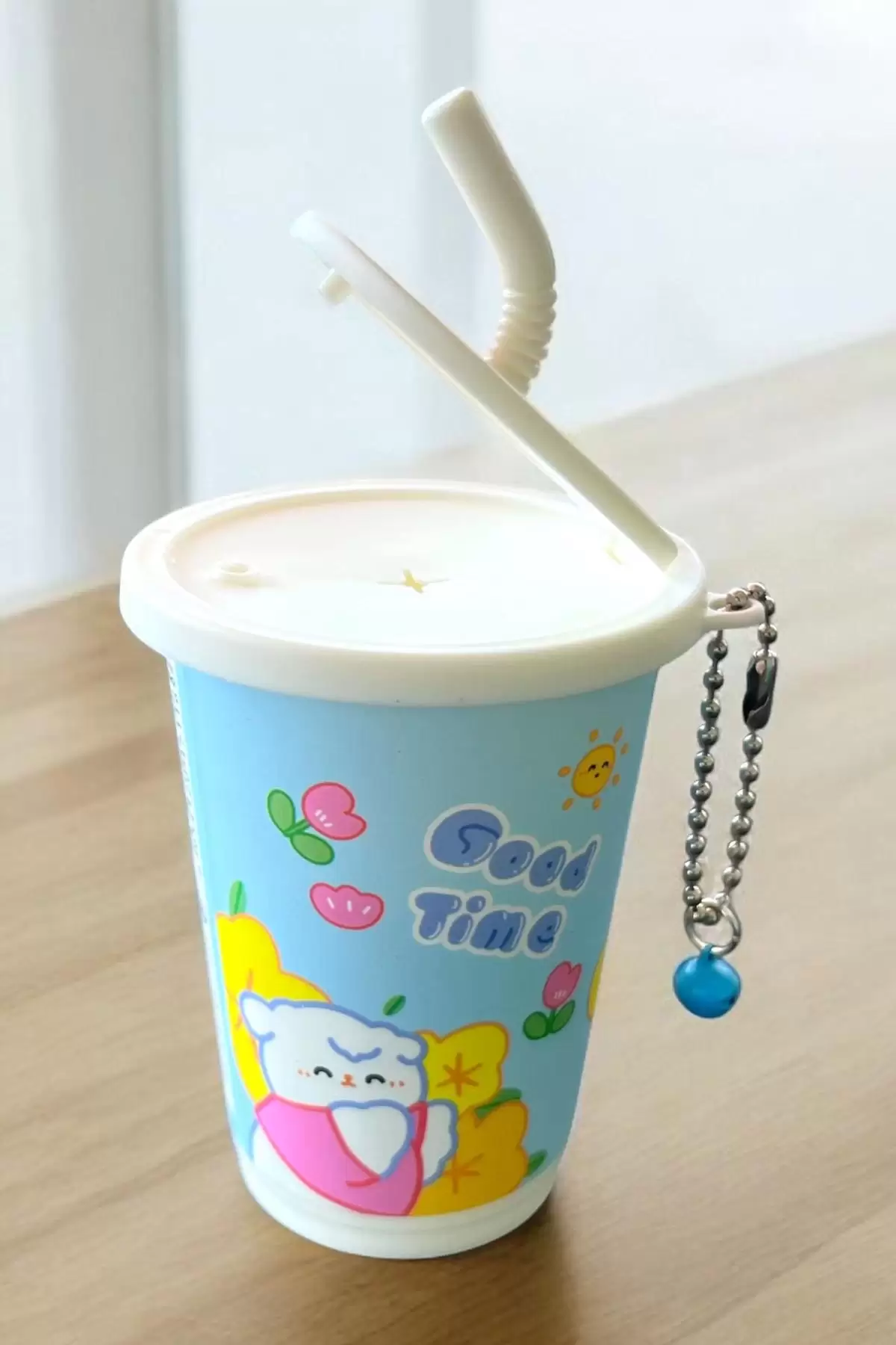 Mavi Renk Milkshake Figürlü Anahtarlık Detaylı Kutulu Islak Mendil
