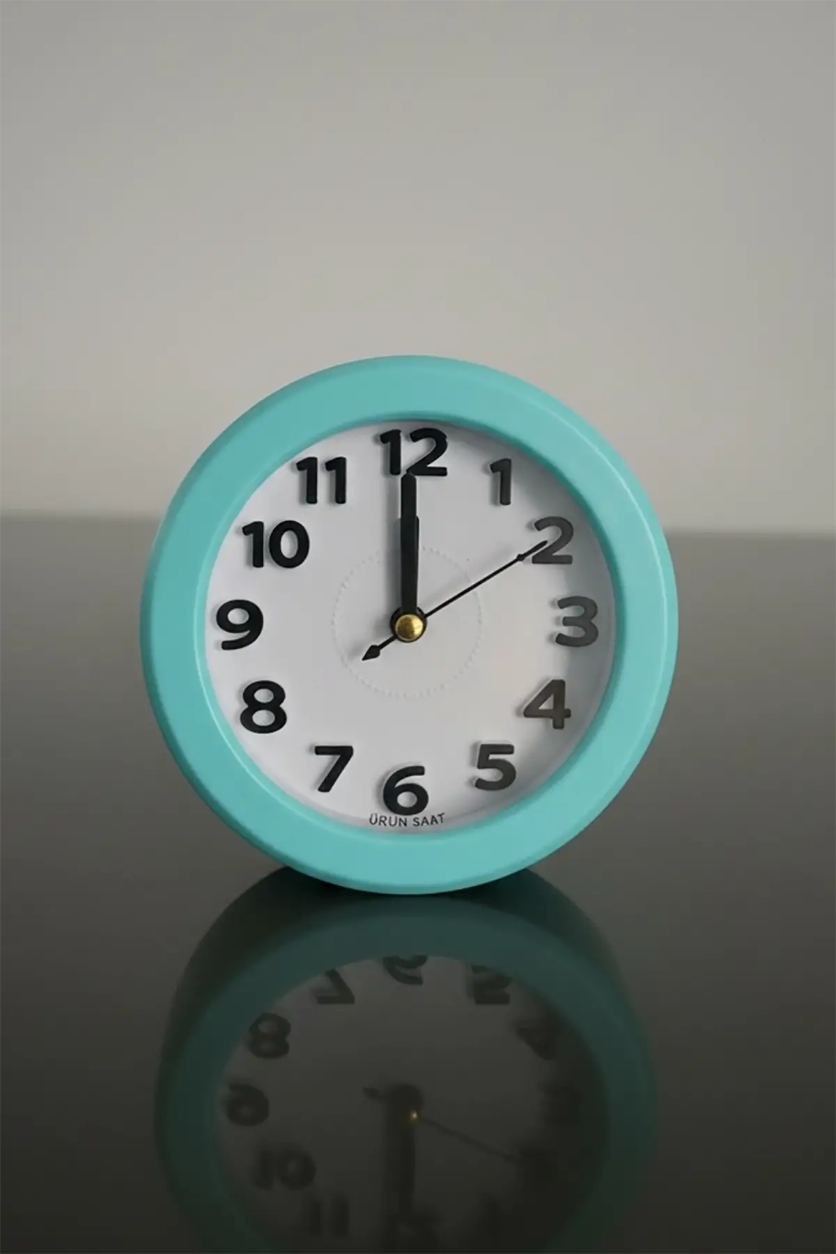 Mavi Renk Mini Dekoratif Alarmlı Yuvarlak Masa Saati