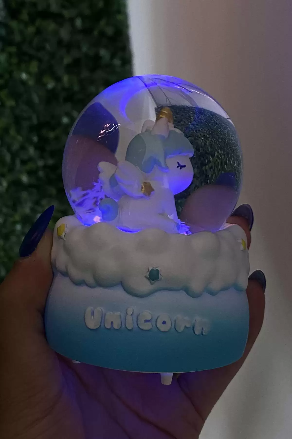 Mavi Renk Unicorn Figürlü Işıklı Kar Küresi