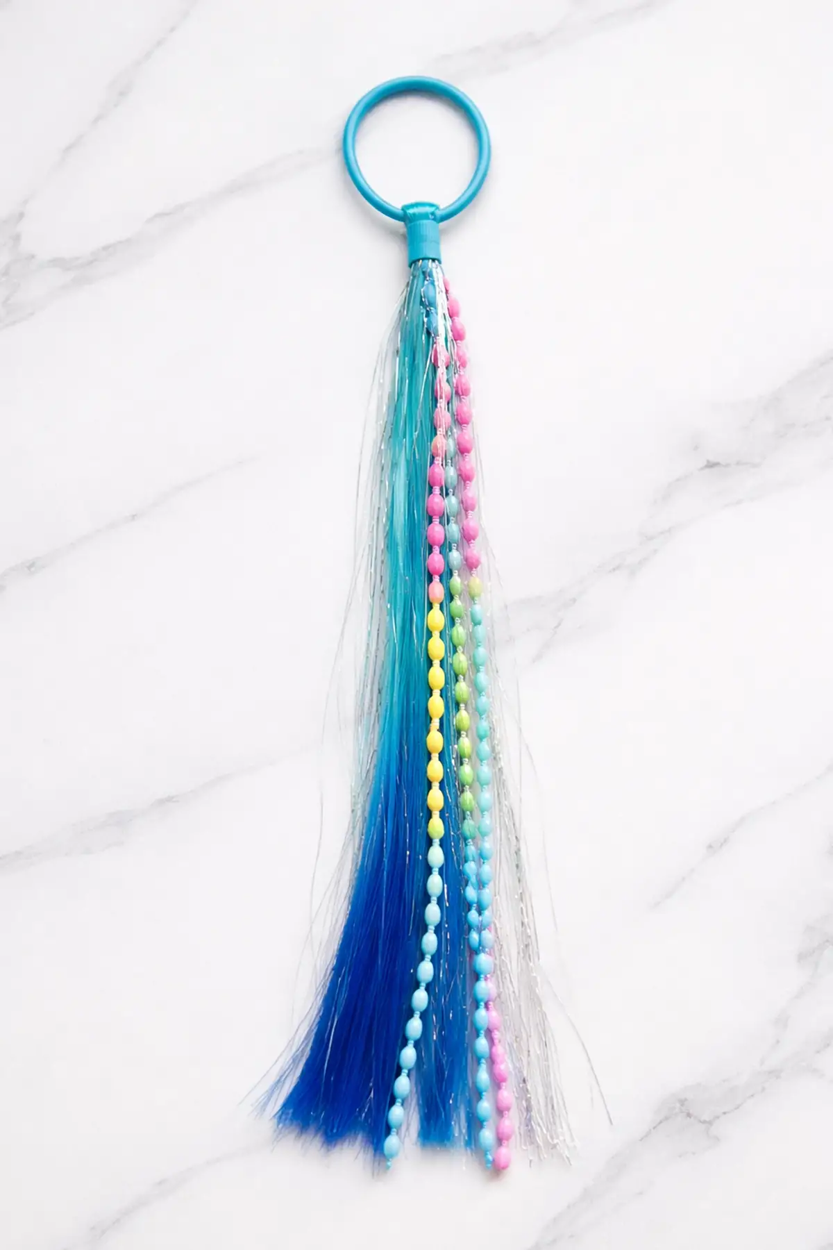 Mavi Ve Lacivert Renk Saç Detaylı Lastik Toka