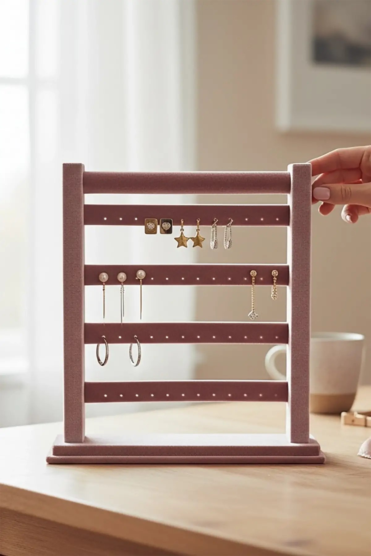 Pembe Renk Dört Katlı Küpe Düzenleyici / Organizer