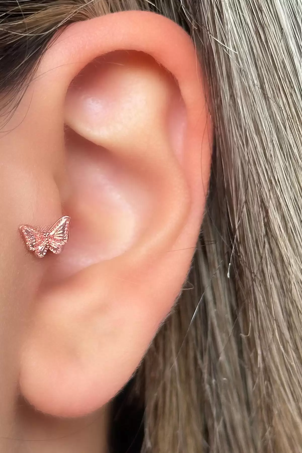 Pembe Renk Kelebek Figürlü Çelik Tragus/Kıkırdak Küpe/Piercing (Tek)