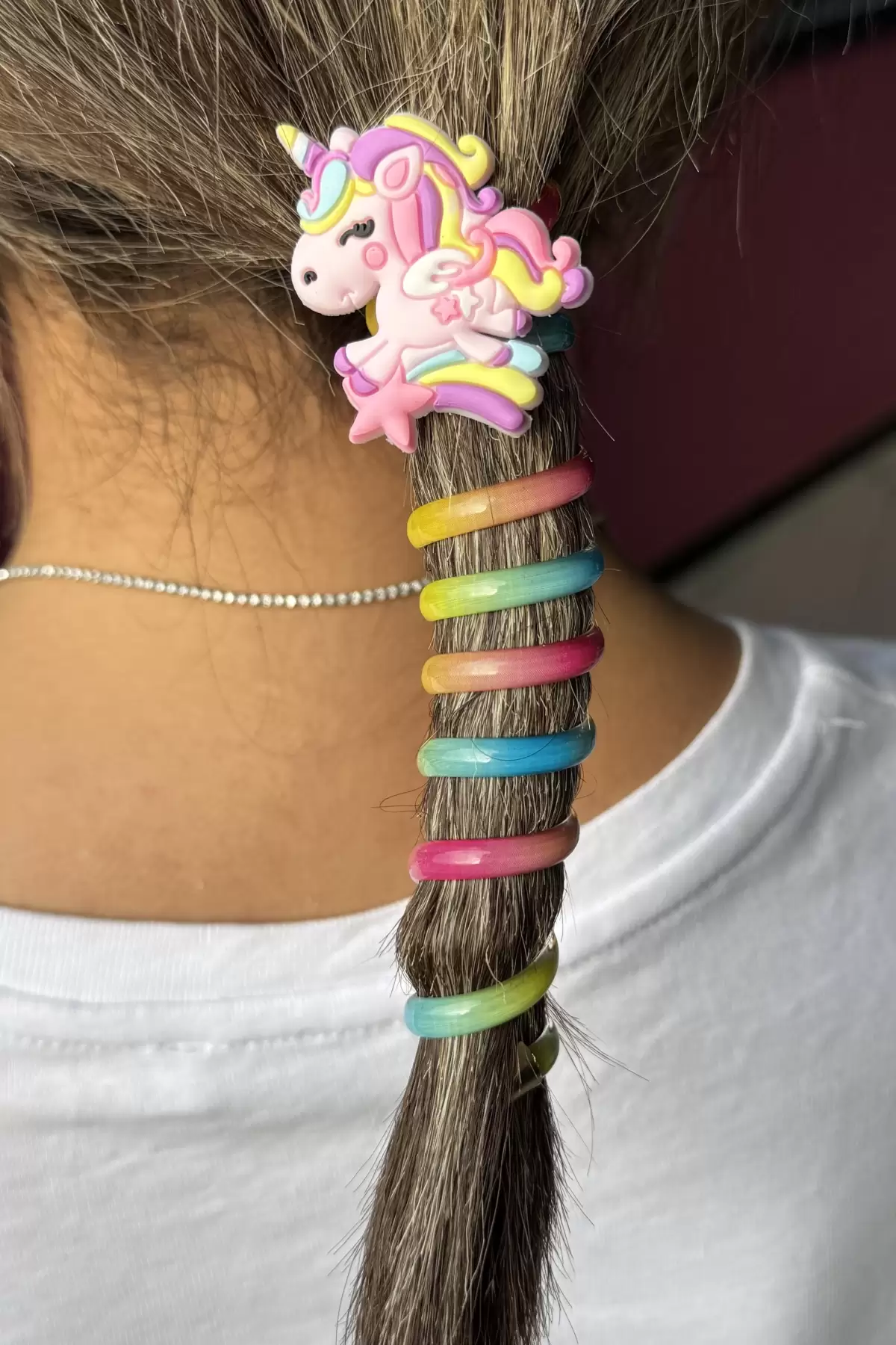 Pembe Renk Unicorn Figürlü Yaylı Spiral Toka