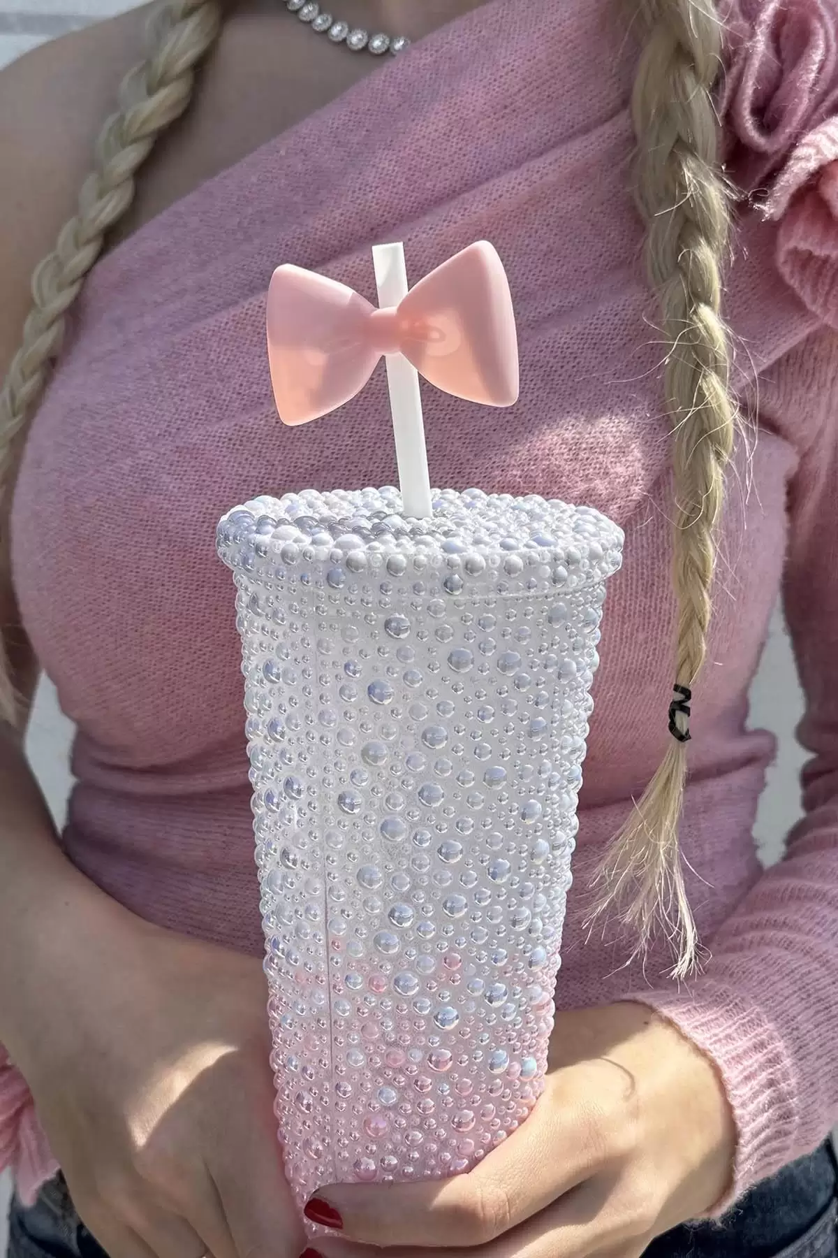 Pembe Ve Beyaz Renk İnci Detaylı Pipetli Suluk