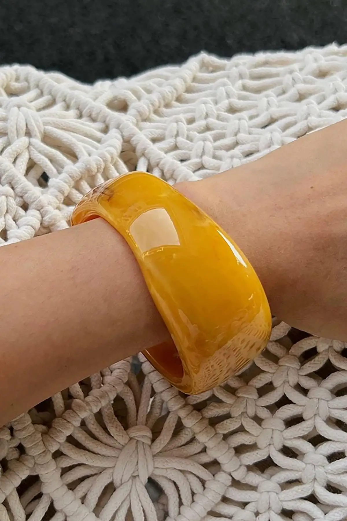 Sarı Renk Kemik Mika Bileklik