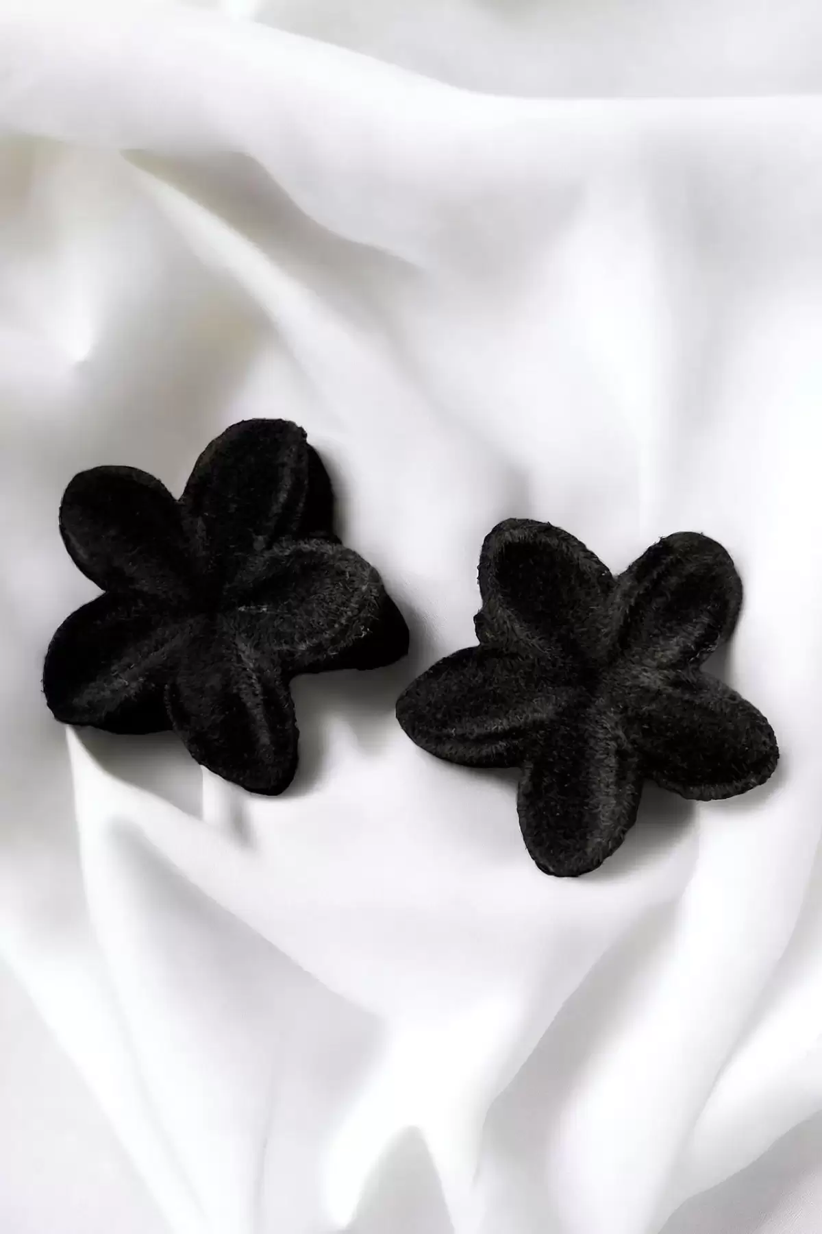 Siyah Renk 2li Kadife Lotus Mandal Toka