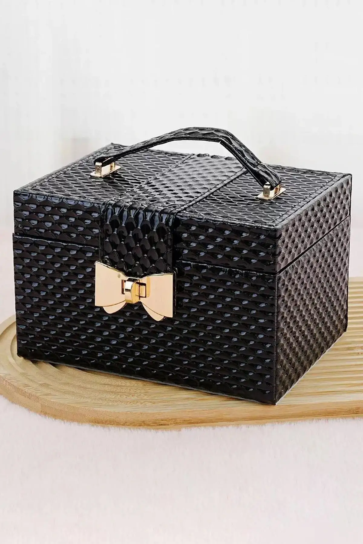 Siyah Renk Ayna Detaylı Çekmeceli Deri Takı Organizeri