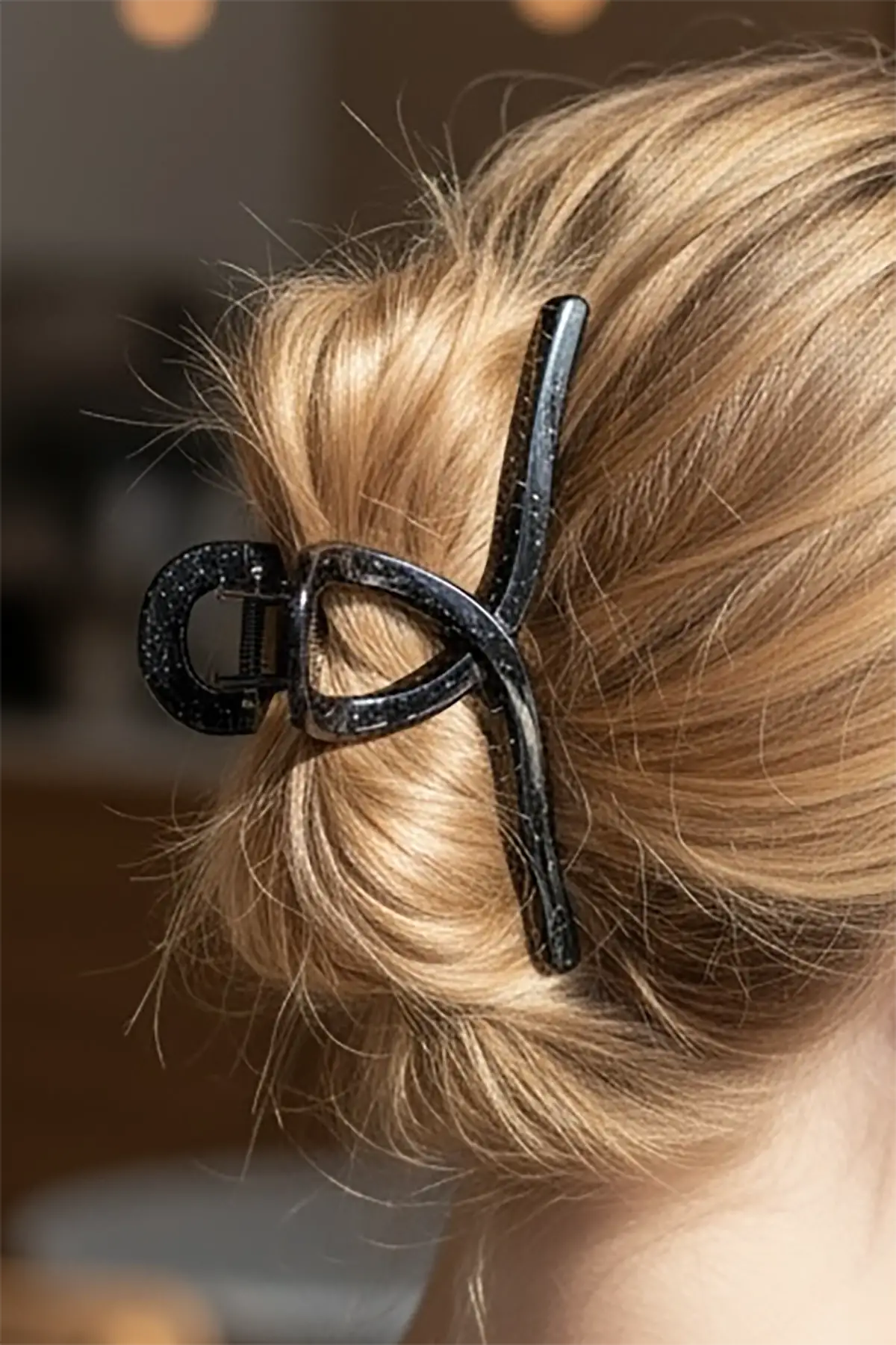 Siyah Renk Mandal Toka